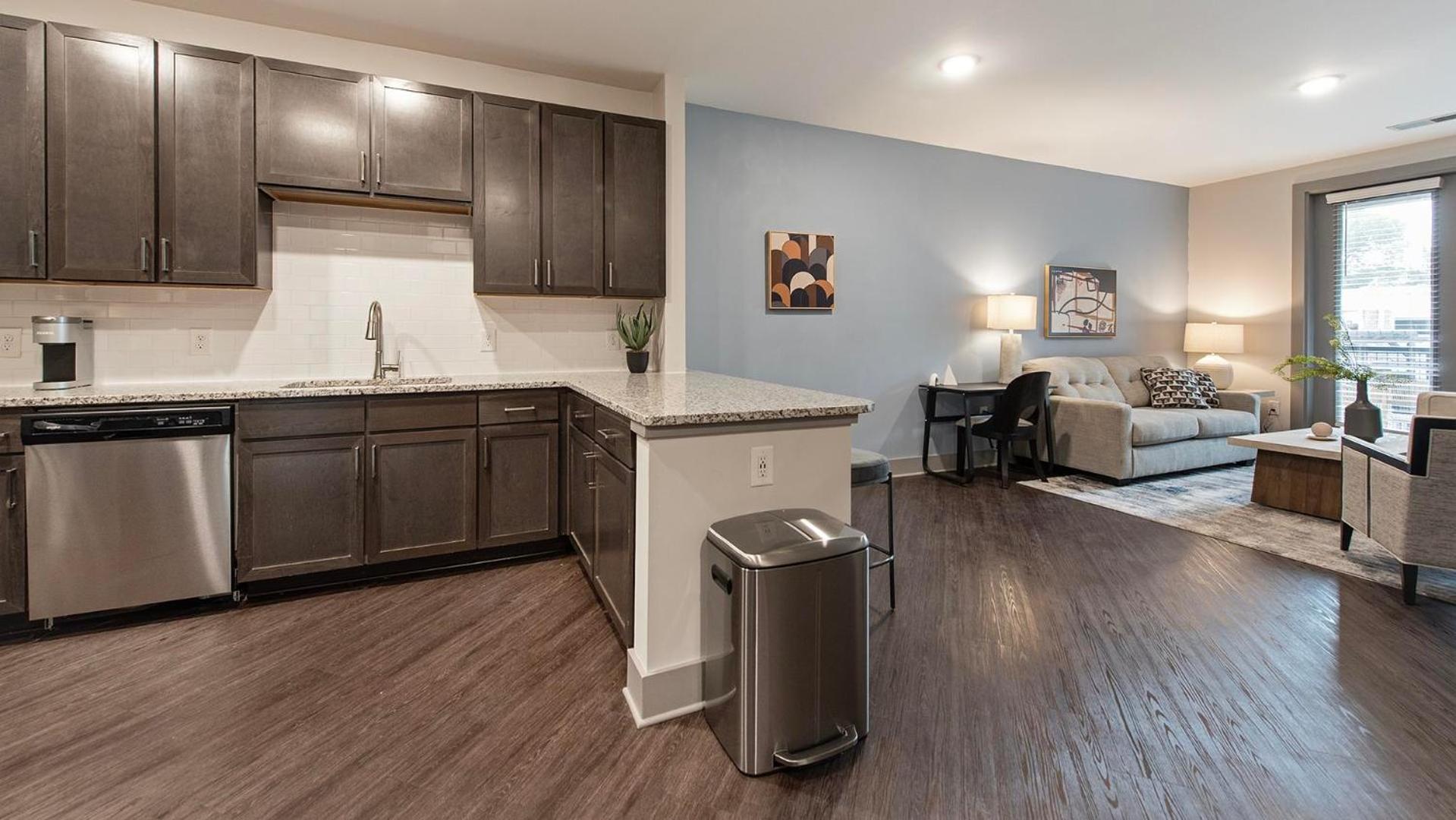 Landing Apartments - Thrive at University City