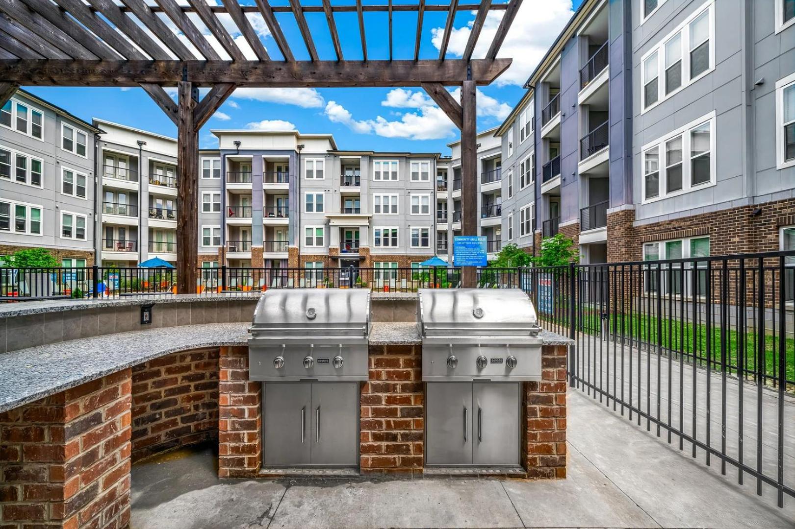 Landing Apartments - Thrive at University City