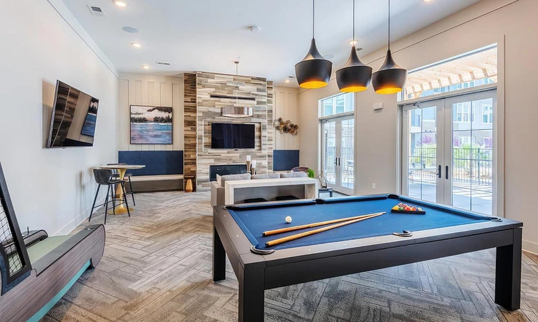 Landing Apartments - Thrive at University City