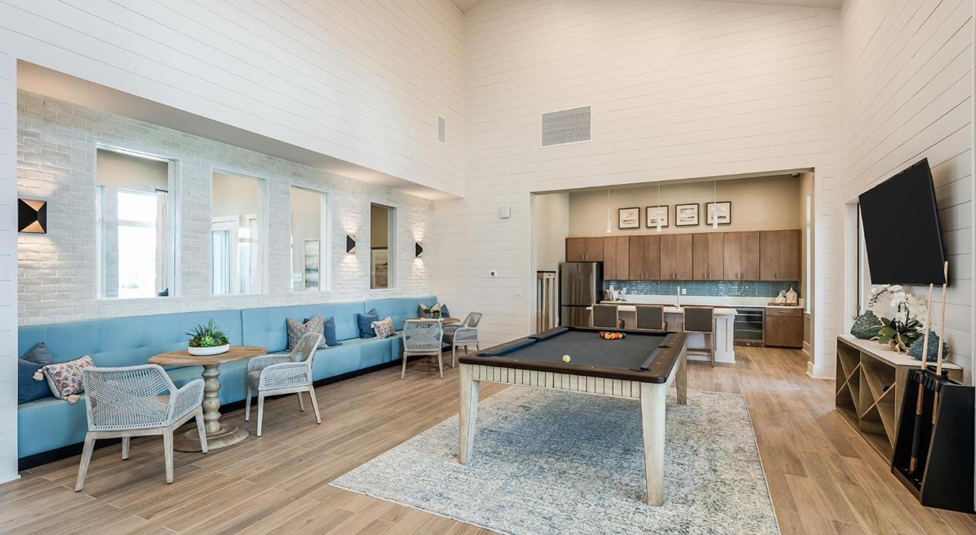 Landing Beautiful 2BD Gym Yoga Studio