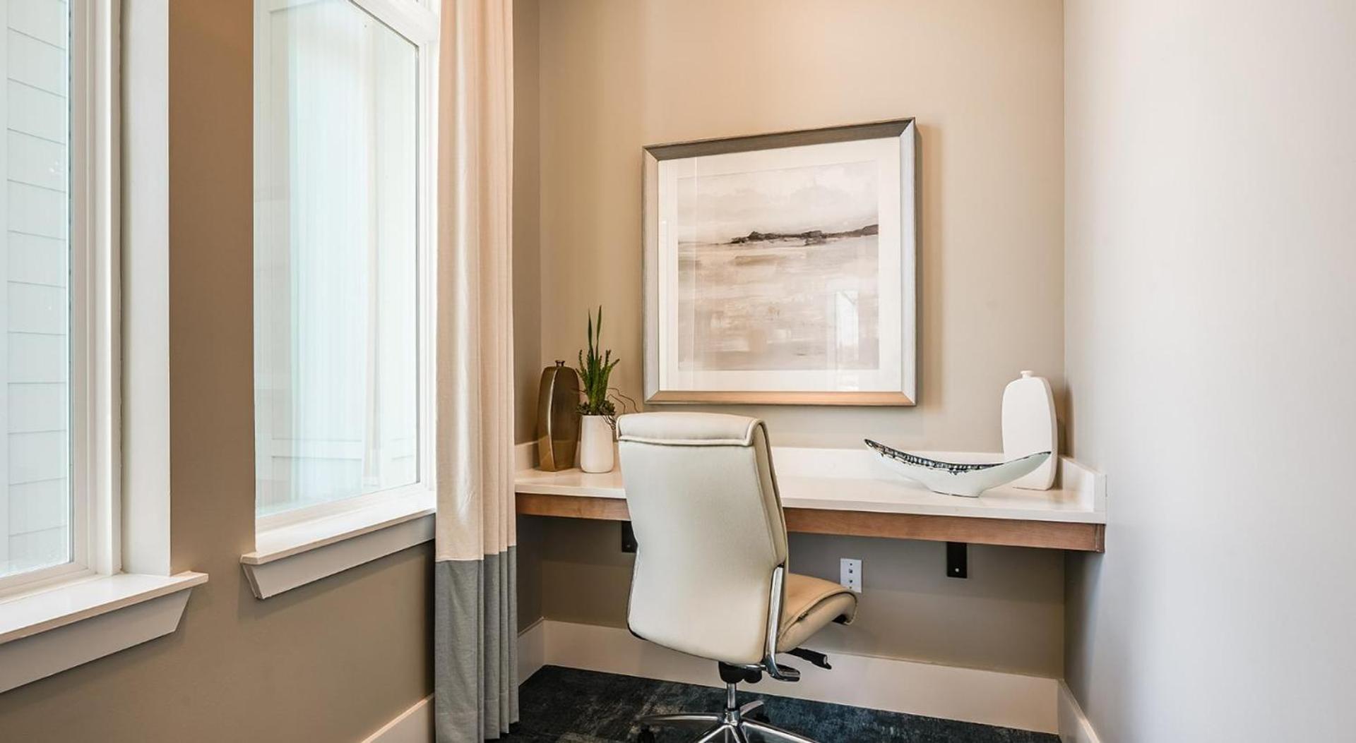 Landing Beautiful 2BD Gym Yoga Studio