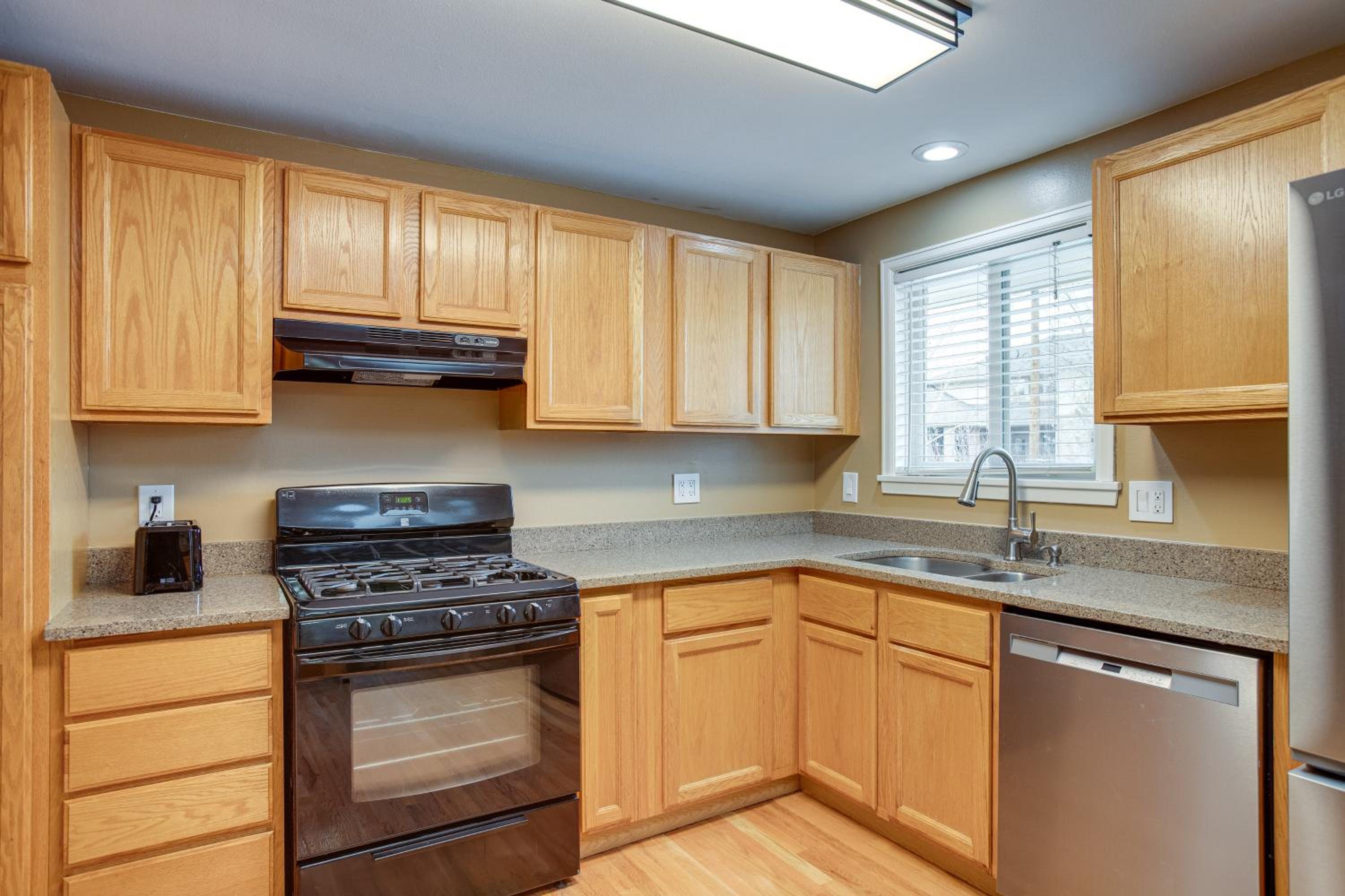 Gather Family! Home with Fenced Yard in Wheat Ridge