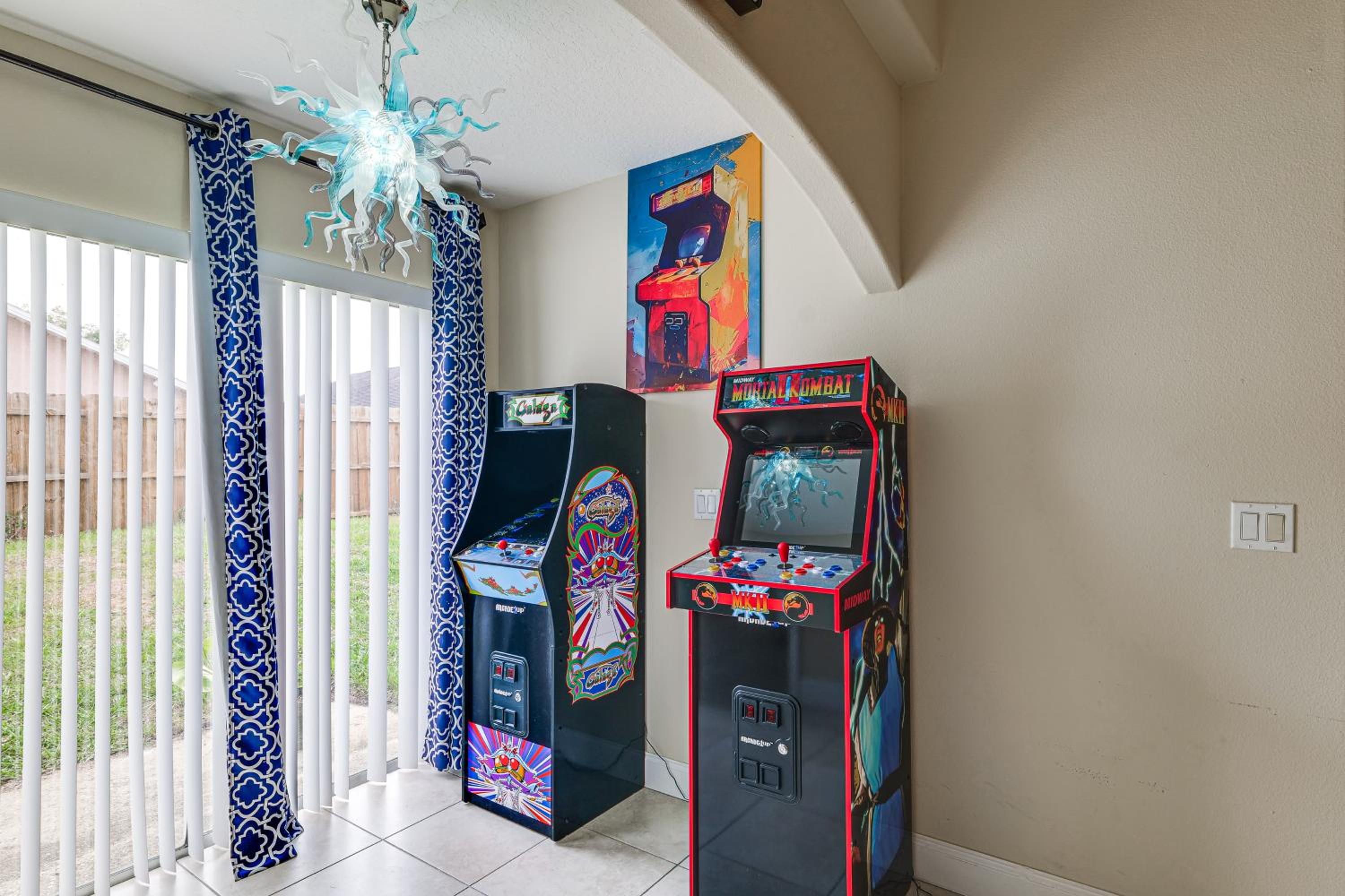Pool Access, 7 Mi to Disney Family Getaway!