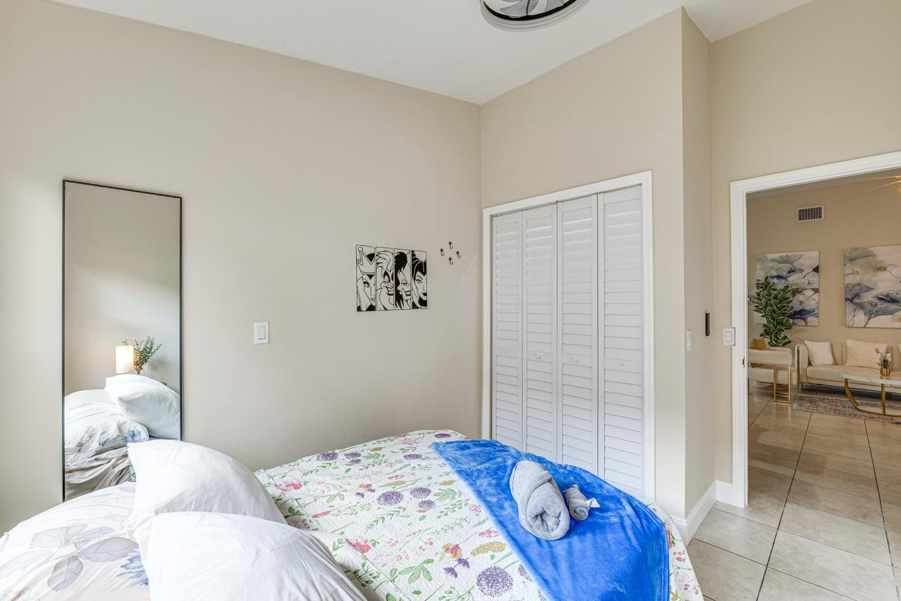 Pool Access, 7 Mi to Disney Family Getaway!