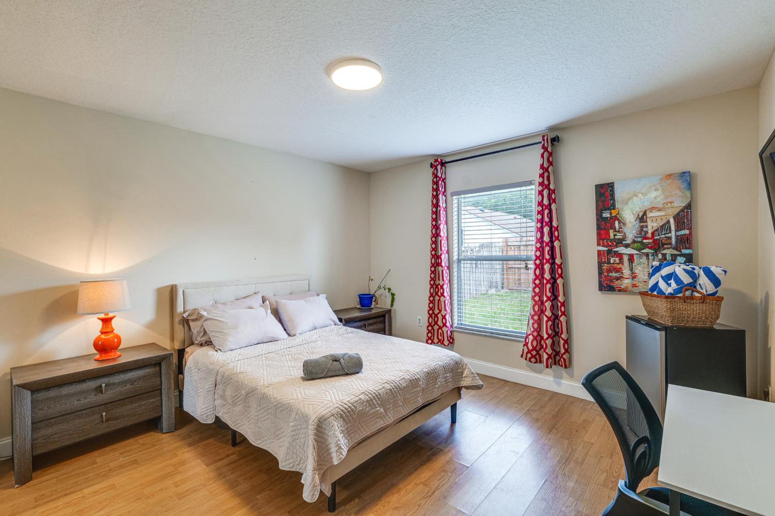 Pool Access, 7 Mi to Disney Family Getaway!