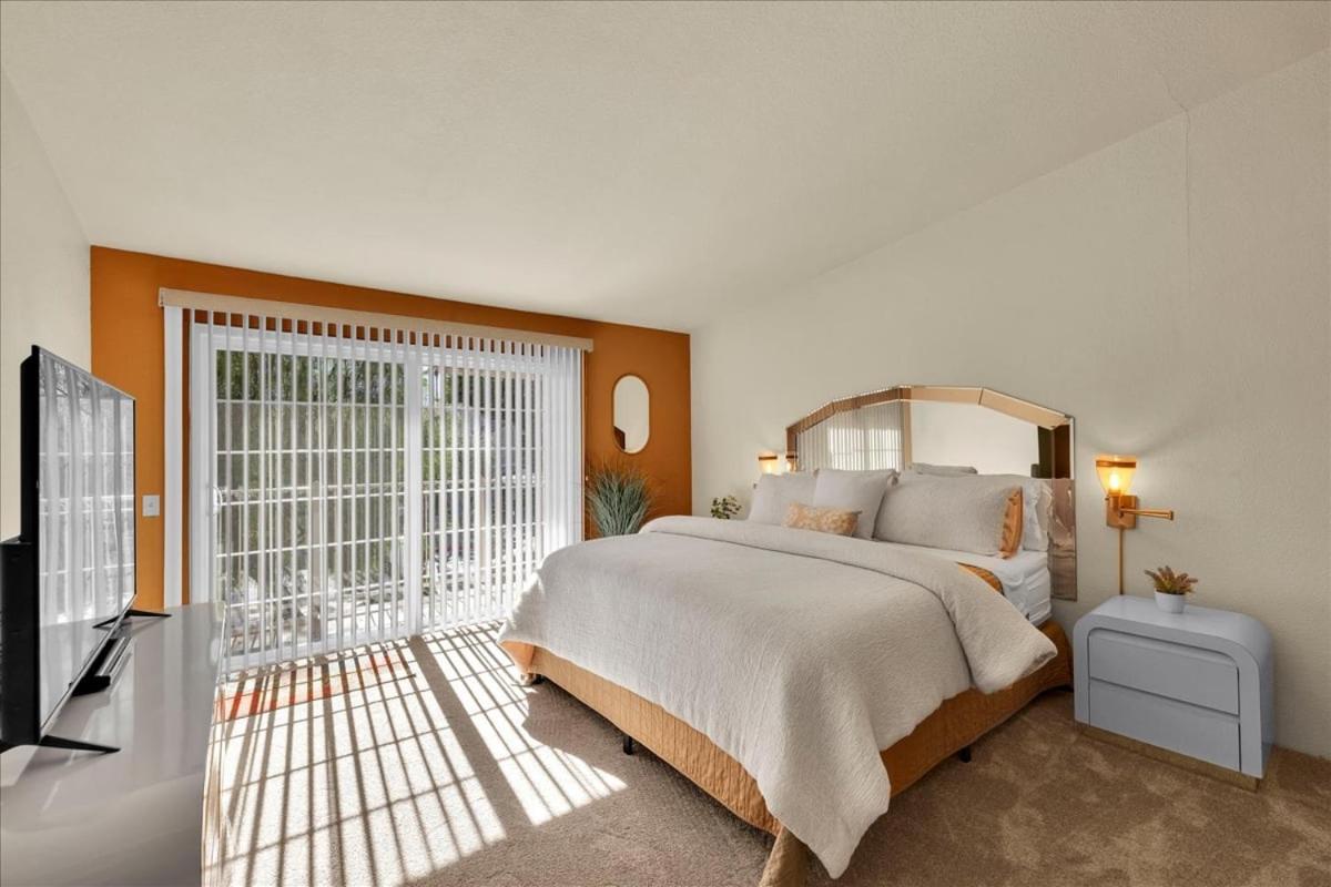 Sunset Vista Retreat