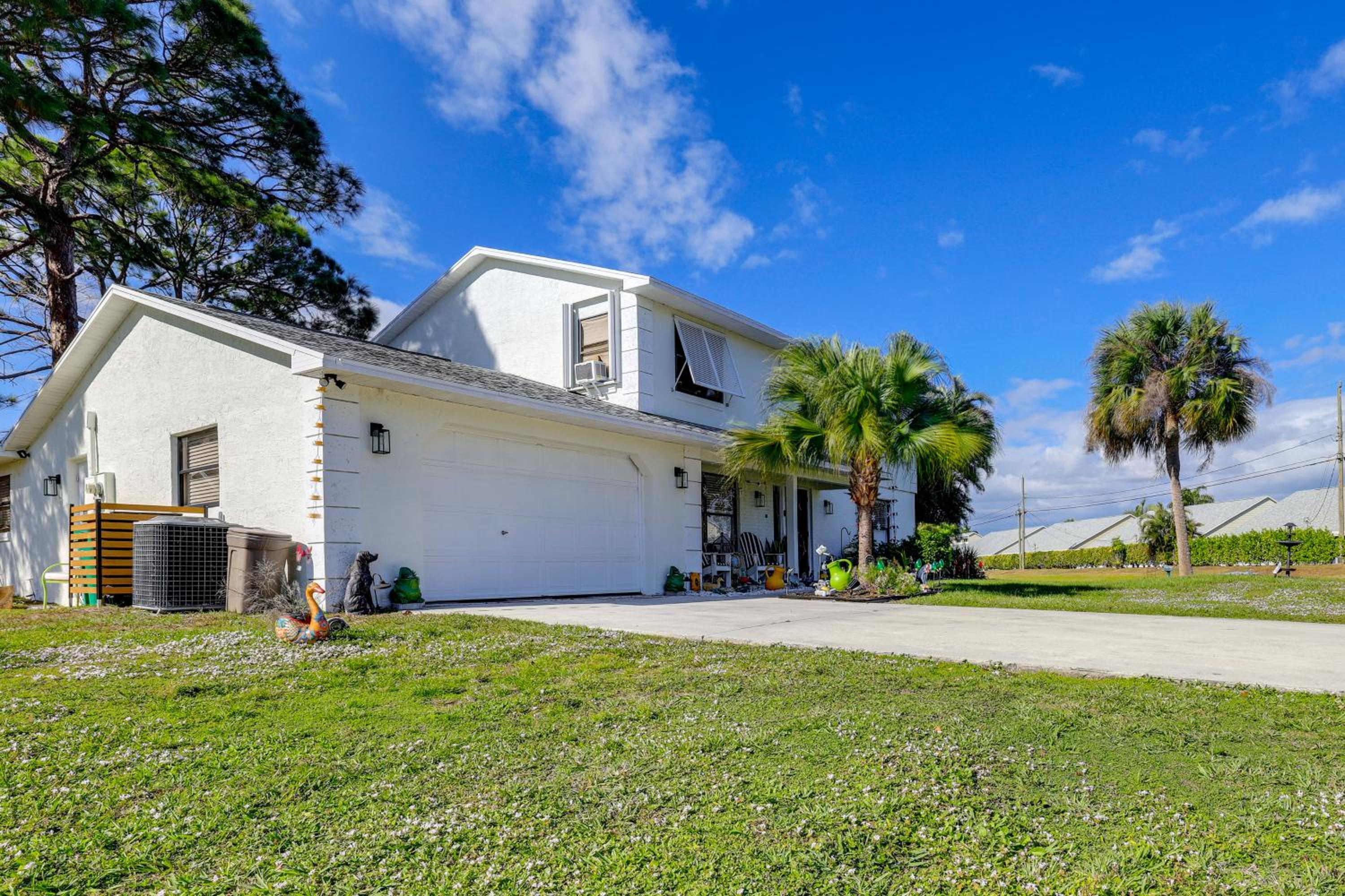 10 Mi to Public Beaches Port St Lucie Getaway