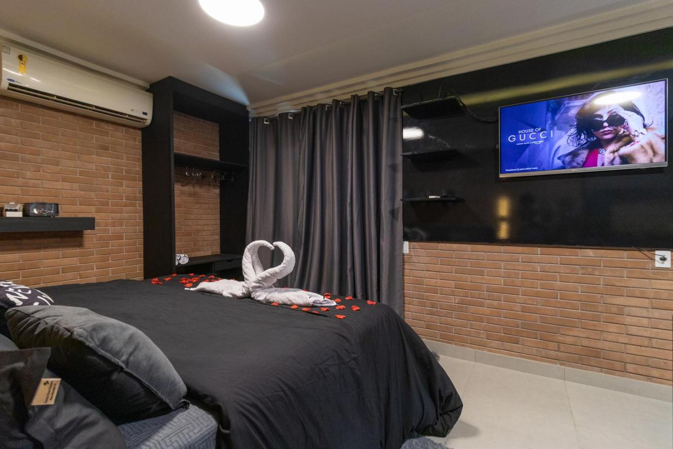 Aconchego Casa 01 Ofuro, Lareira e Sala de Cinema