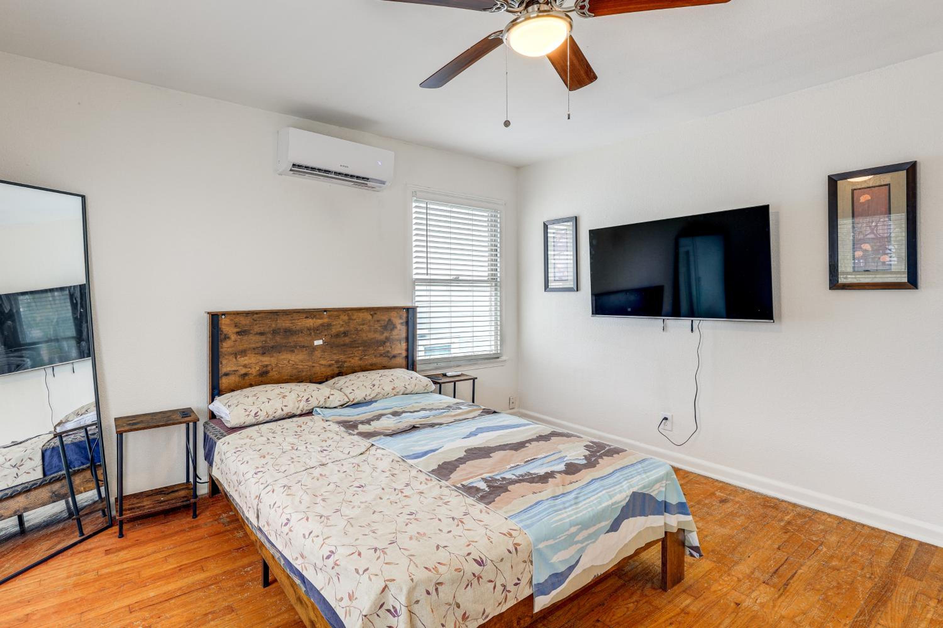Retreat at Brackenridge Park Cozy San Antonio Apt