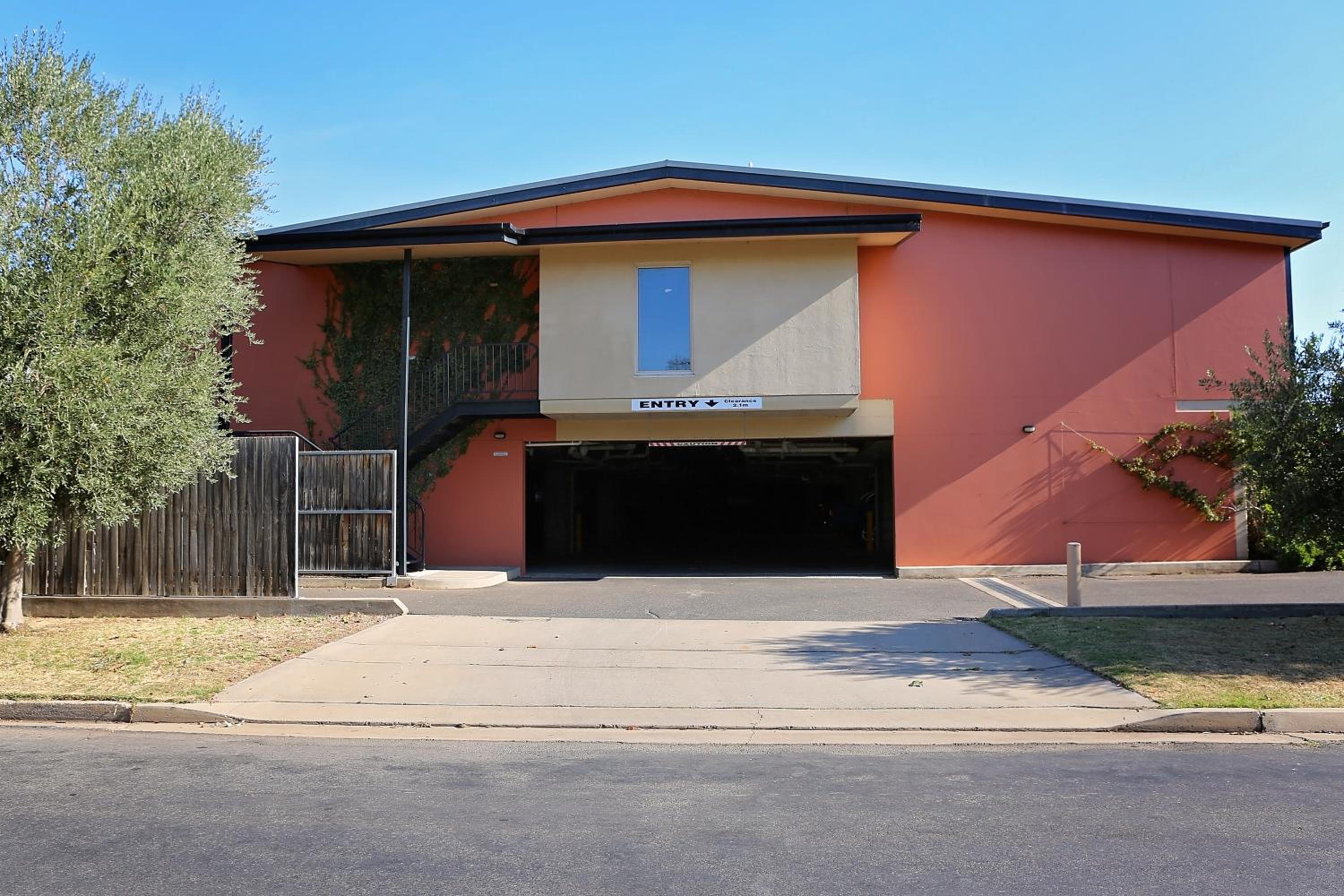 Forbes Victoria Inn