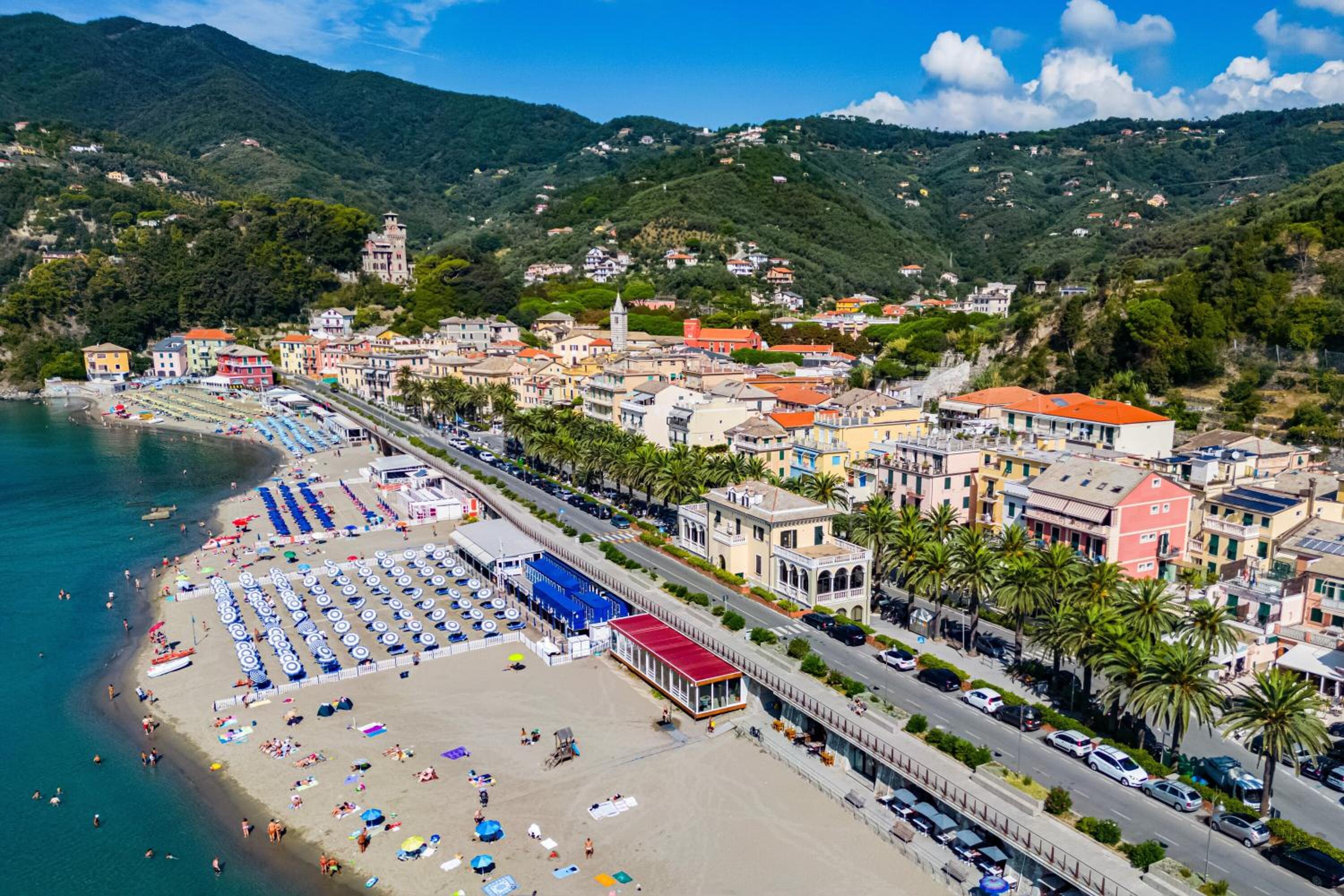 Moneglia Villa in A Quiet Place - Happy Rentals