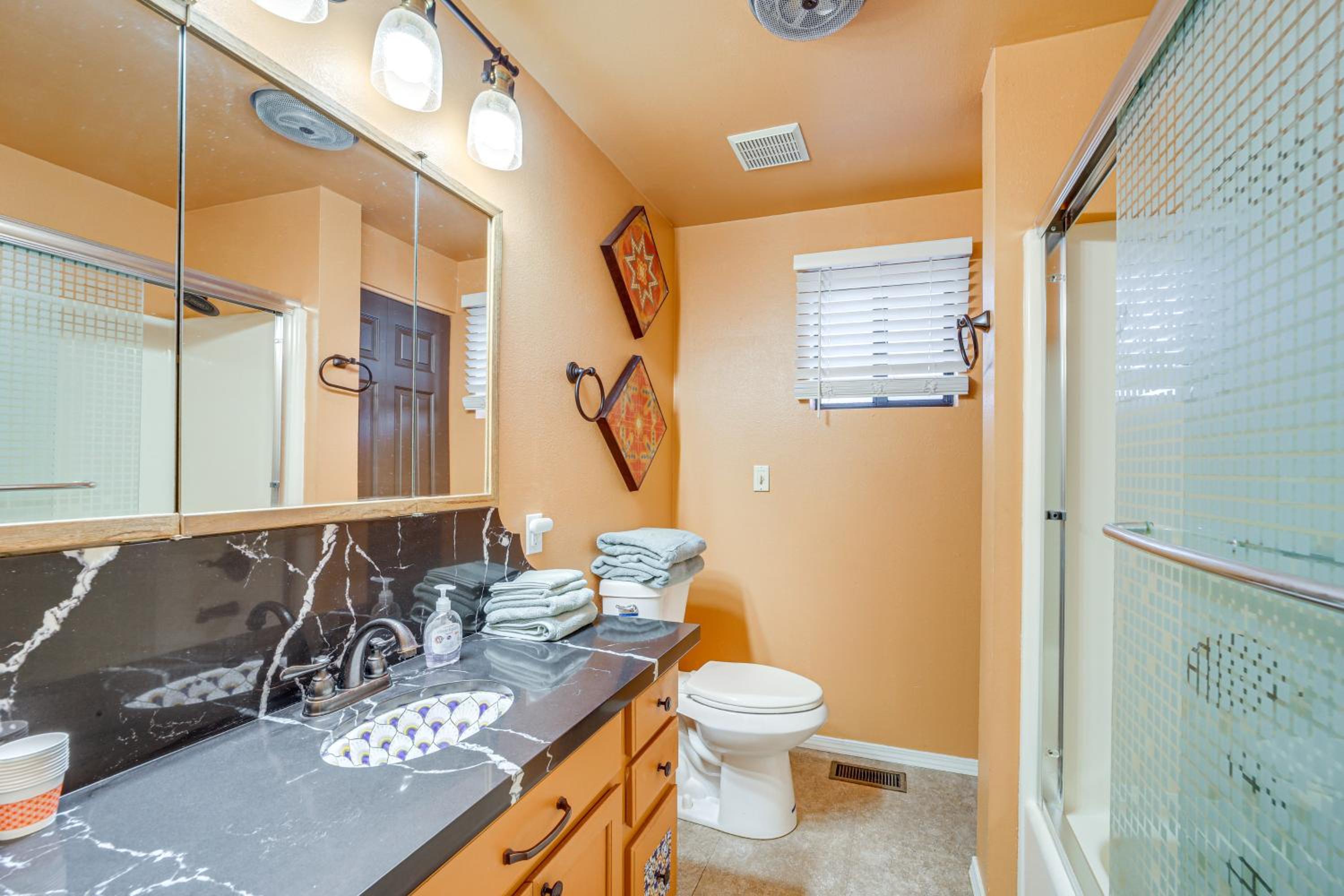 Near Scenic Trails and Parks! Central Payson Retreat
