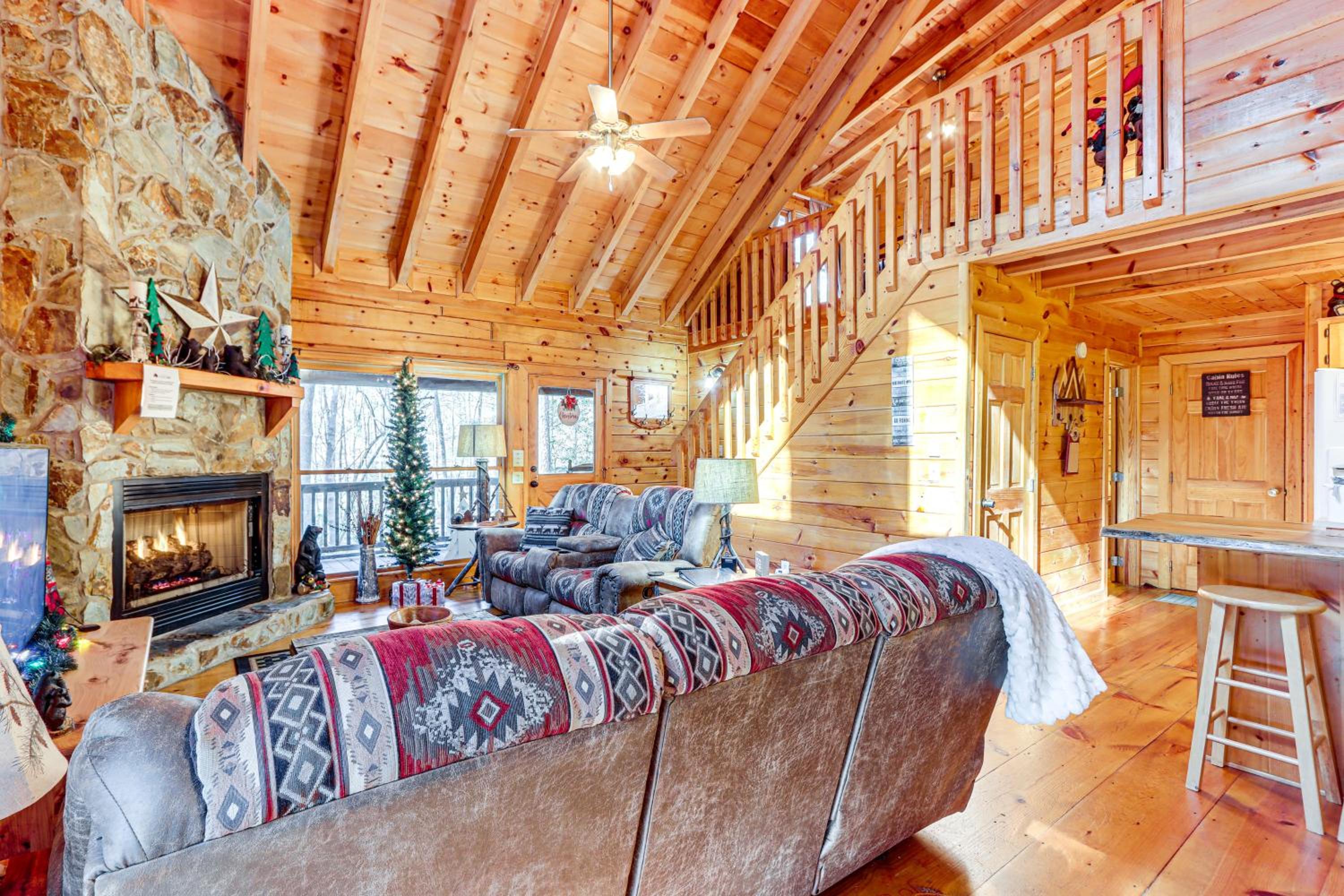Game Room and Hot Tub! Family Cabin in Blue Ridge