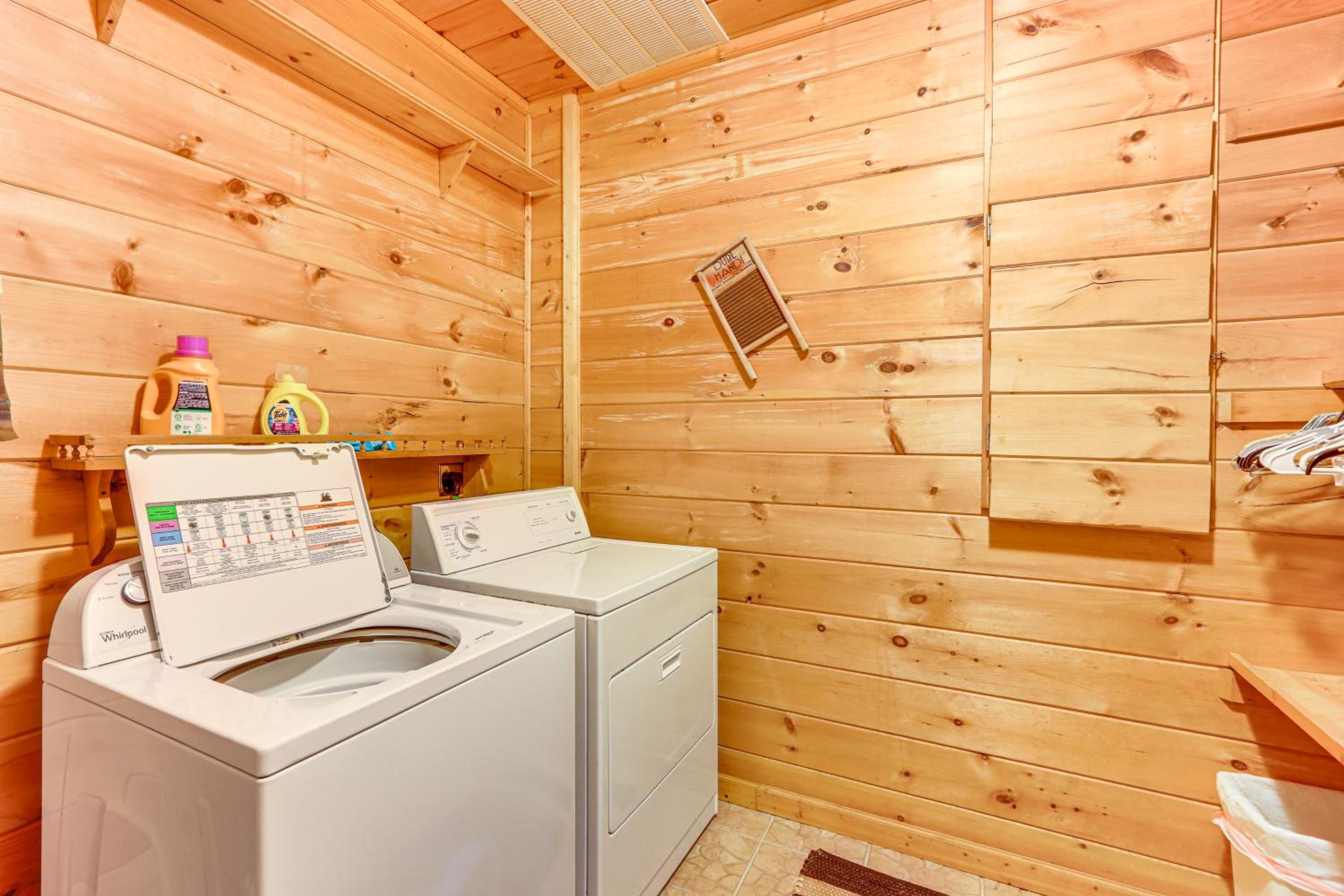 Game Room and Hot Tub! Family Cabin in Blue Ridge