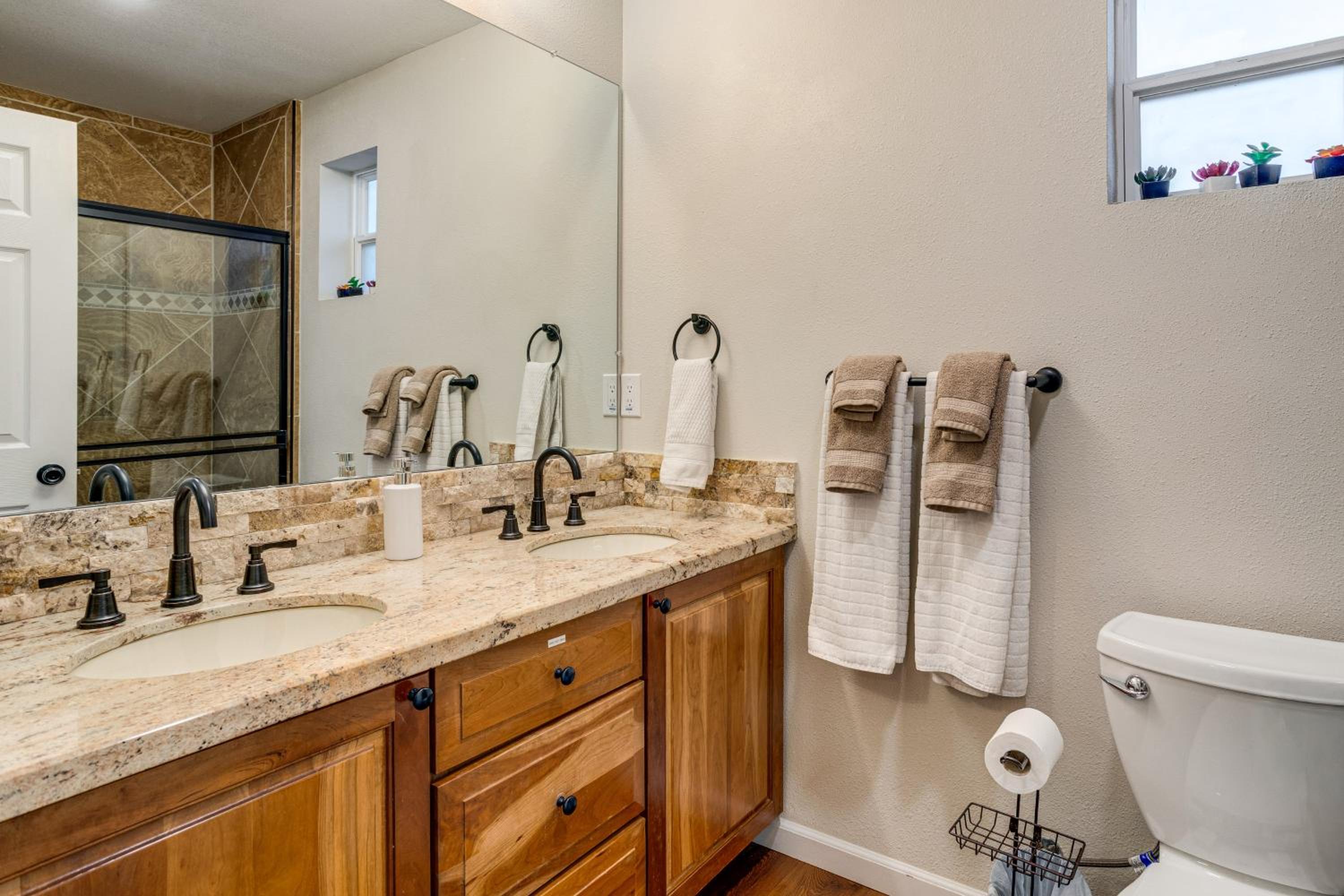 Denver Home with Patio Near City Park and Cherry Creek