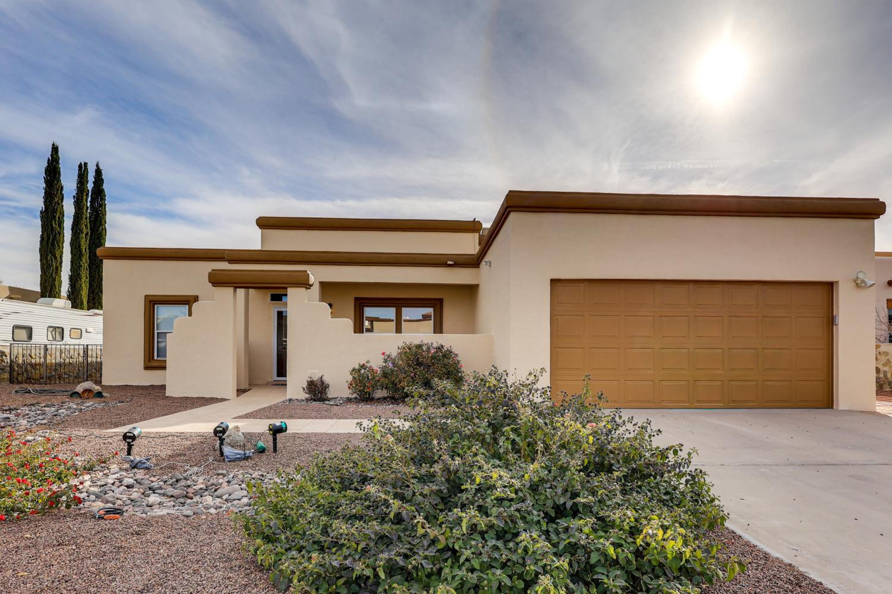 Golf, Hike and Stargaze Quiet Home in Las Cruces