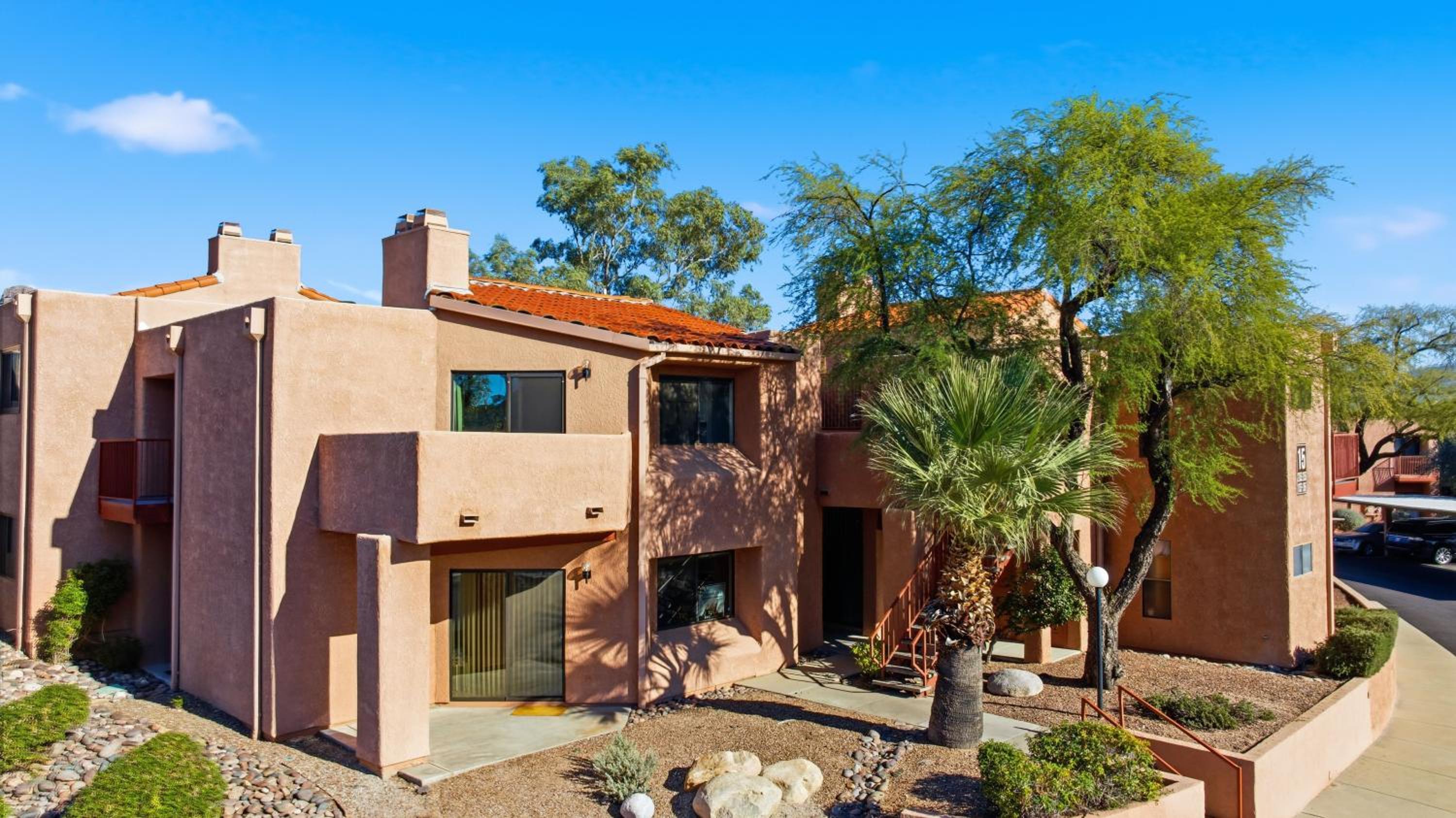Saguaro Lodge, Luxury comfort in Tucson