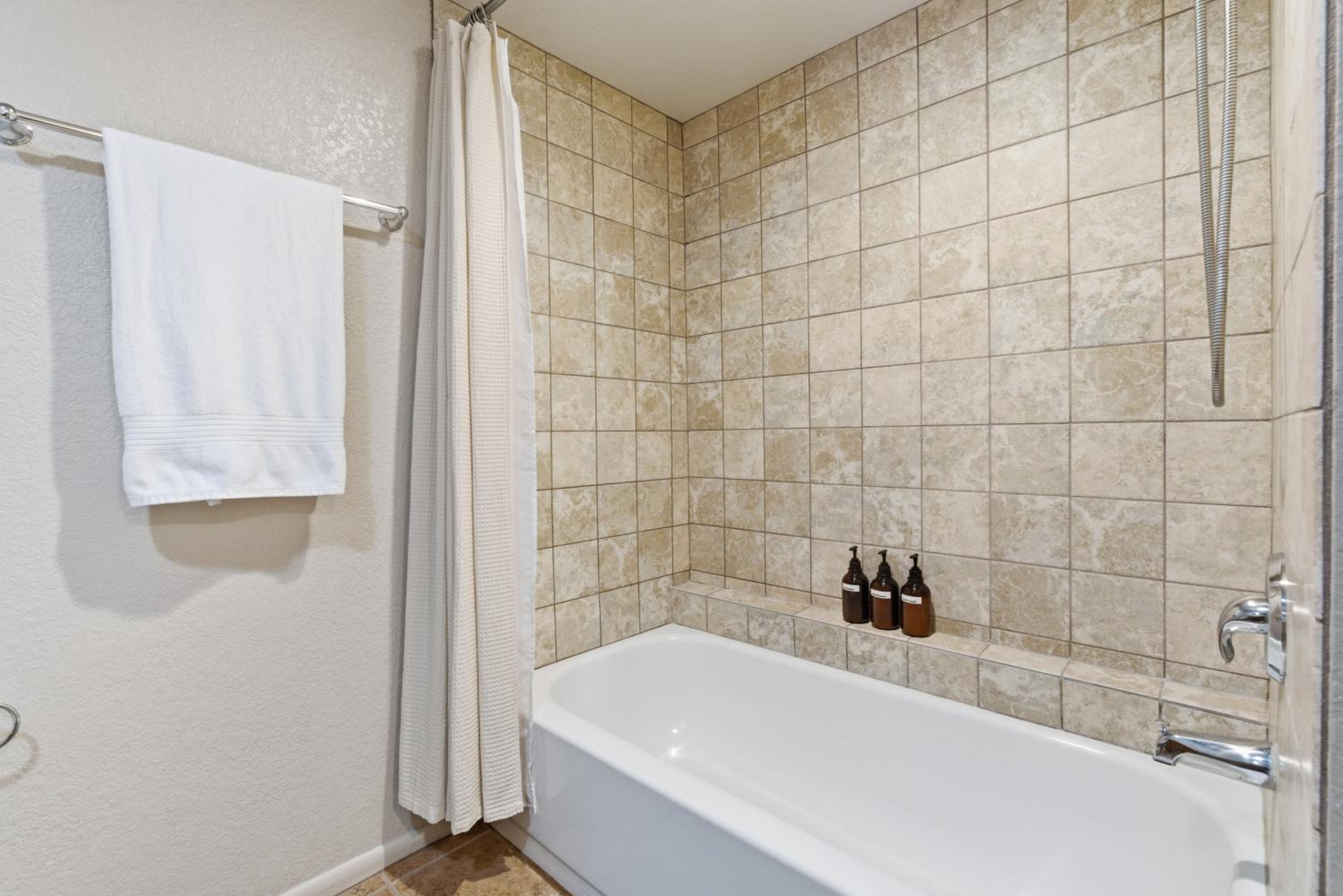 Saguaro Lodge, Luxury comfort in Tucson