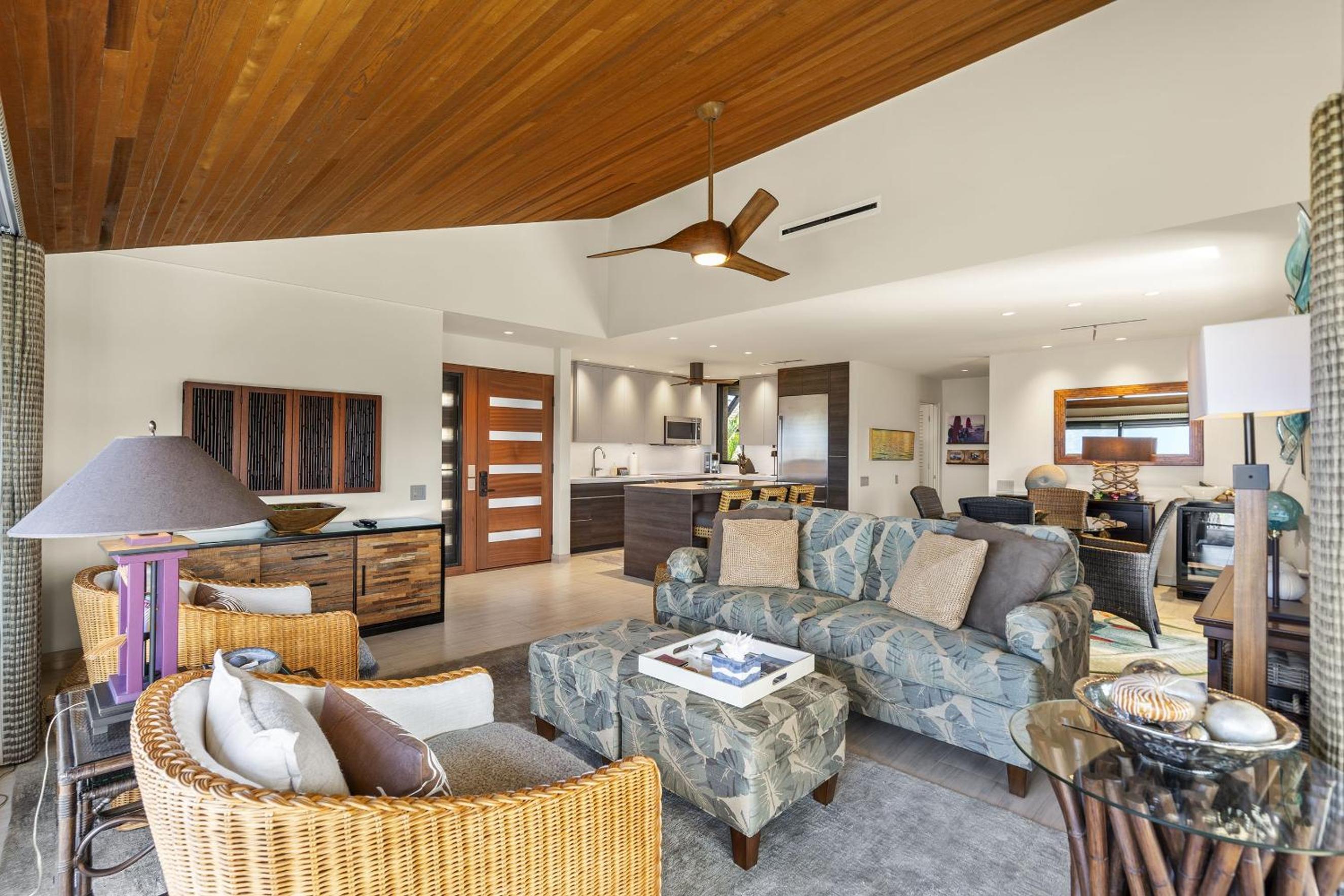 Wailea Elua 204 - Luxury 1BR, 2BA Condo, Stunning Ocean Views & Modern Upgrades