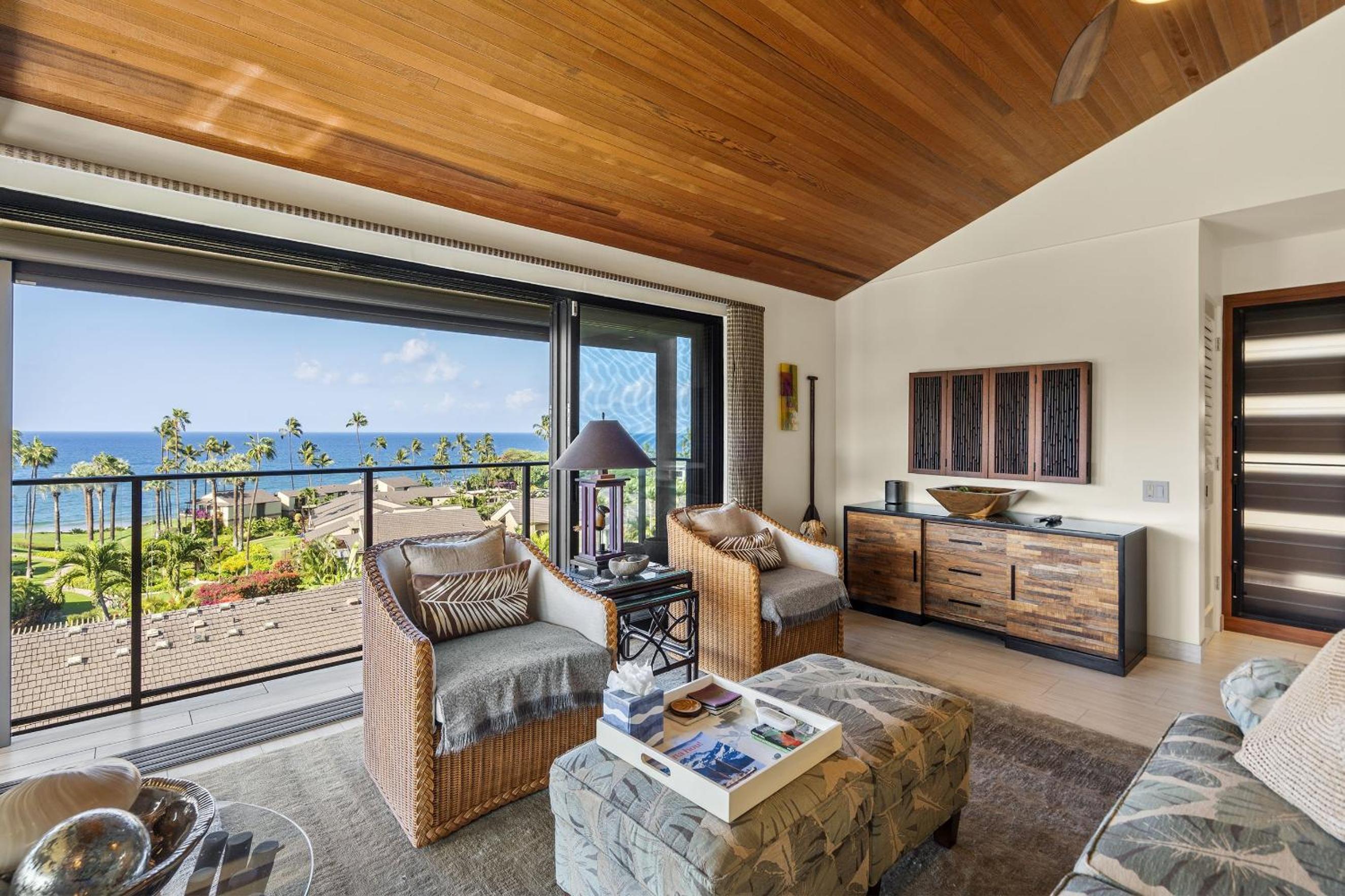 Wailea Elua 204 - Luxury 1BR, 2BA Condo, Stunning Ocean Views & Modern Upgrades