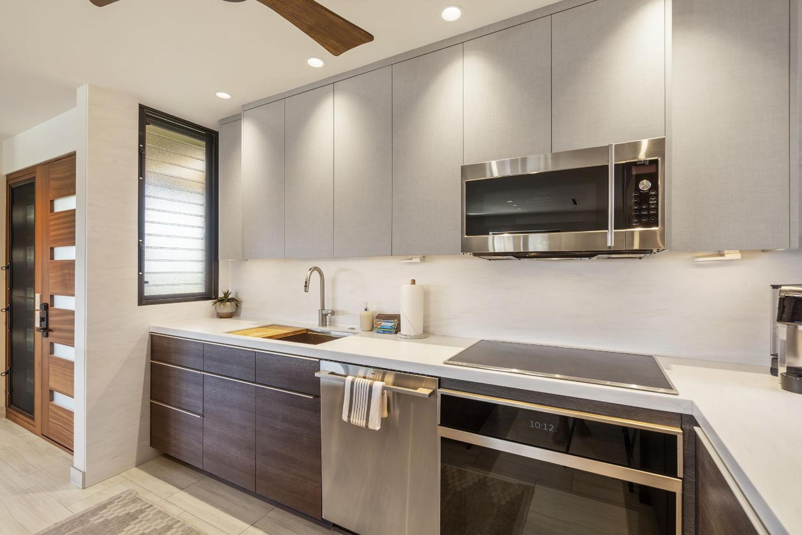 Wailea Elua 204 - Luxury 1BR, 2BA Condo, Stunning Ocean Views & Modern Upgrades