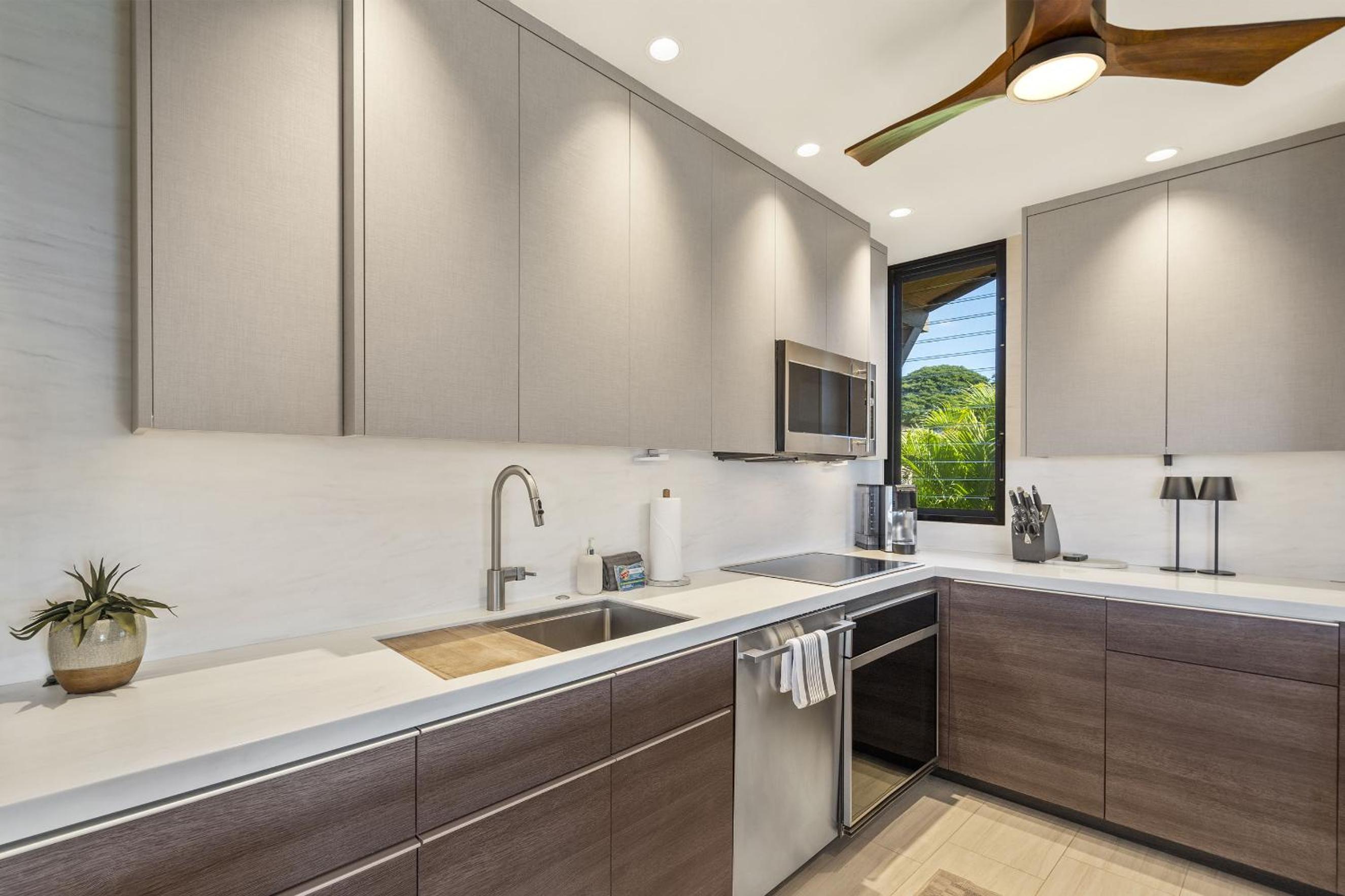 Wailea Elua 204 - Luxury 1BR, 2BA Condo, Stunning Ocean Views & Modern Upgrades