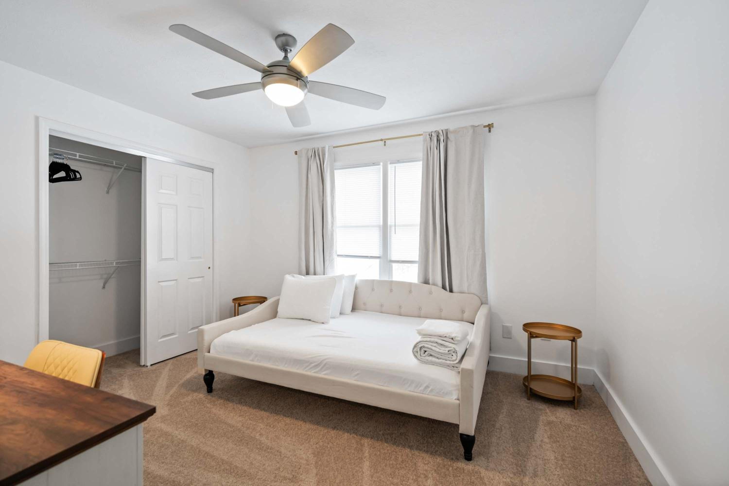 Nookside Grand Estate For 8