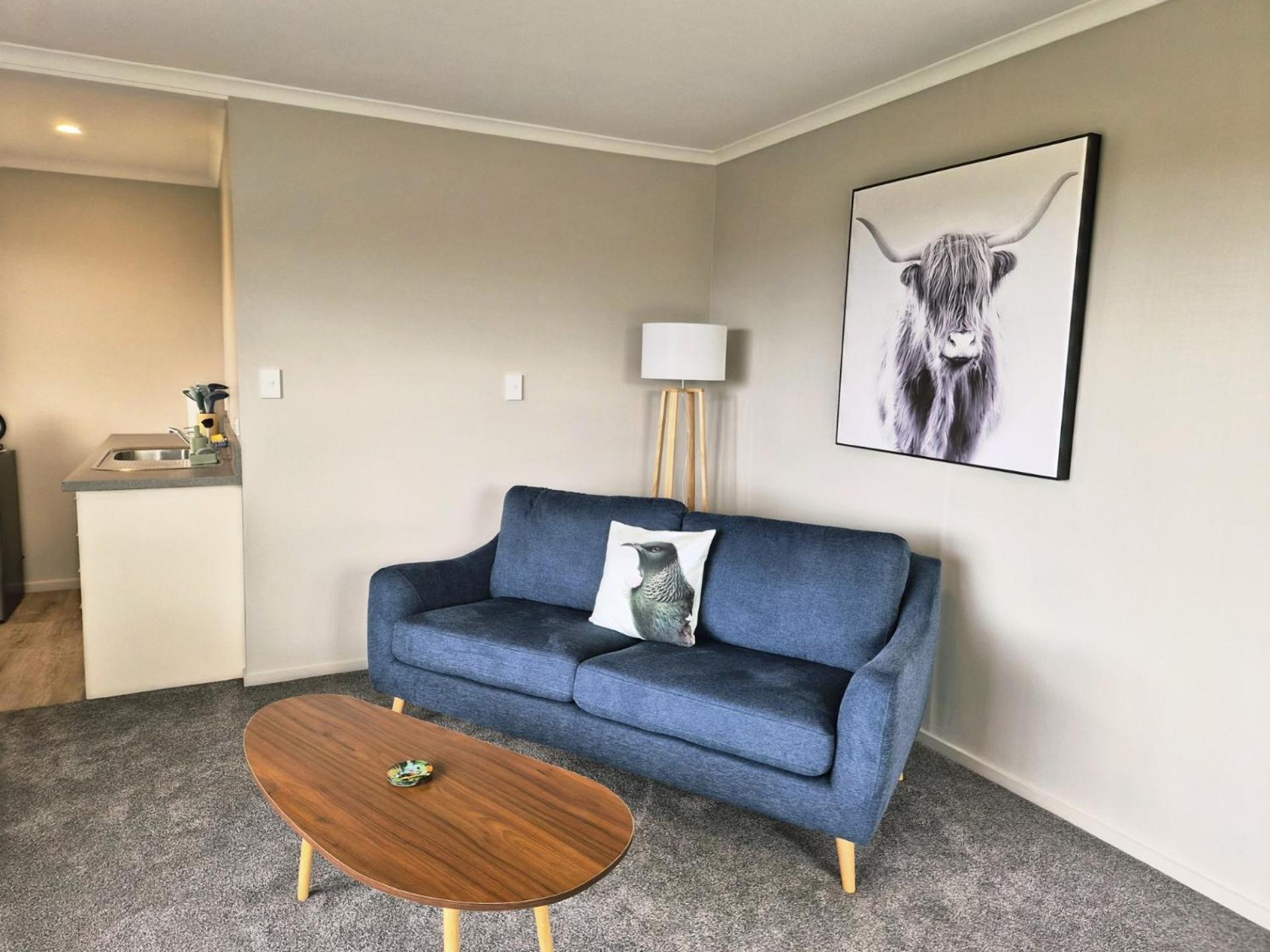 Centrally located Hilltop Apartment
