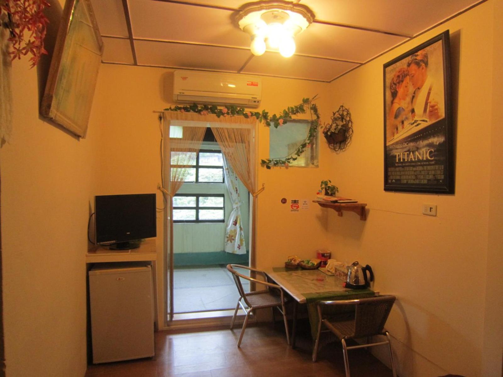 Photo 47