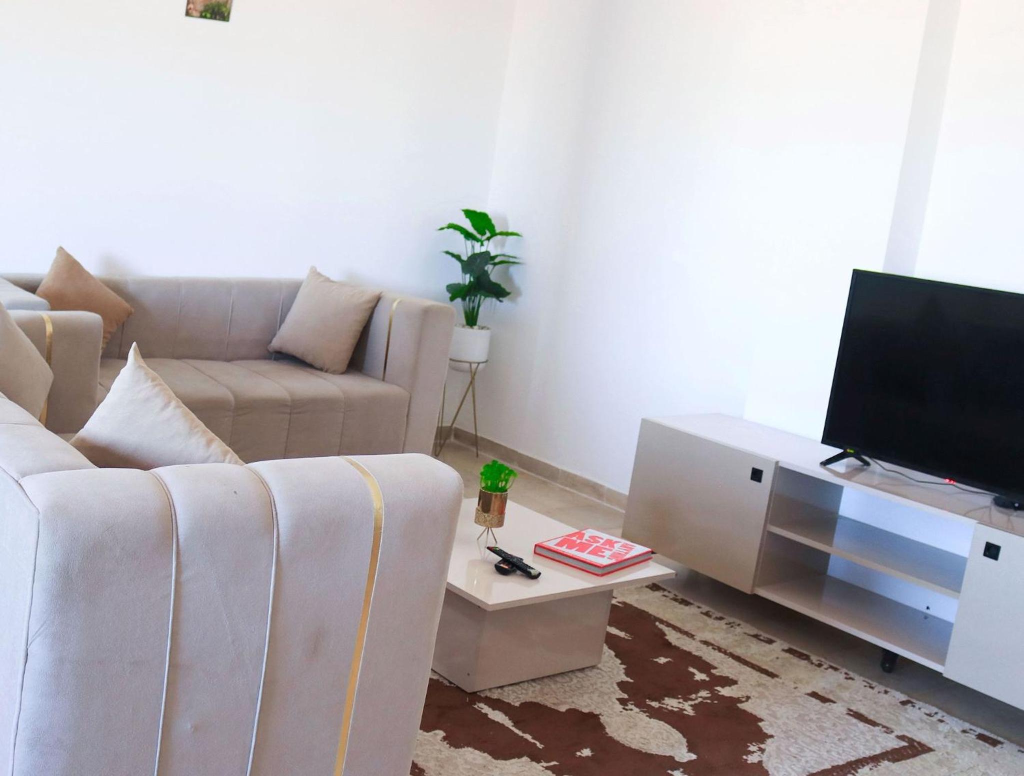 Elegant 2-Bedroom Apartment in the Heart of Sidi Bouzid , Essafir Residence