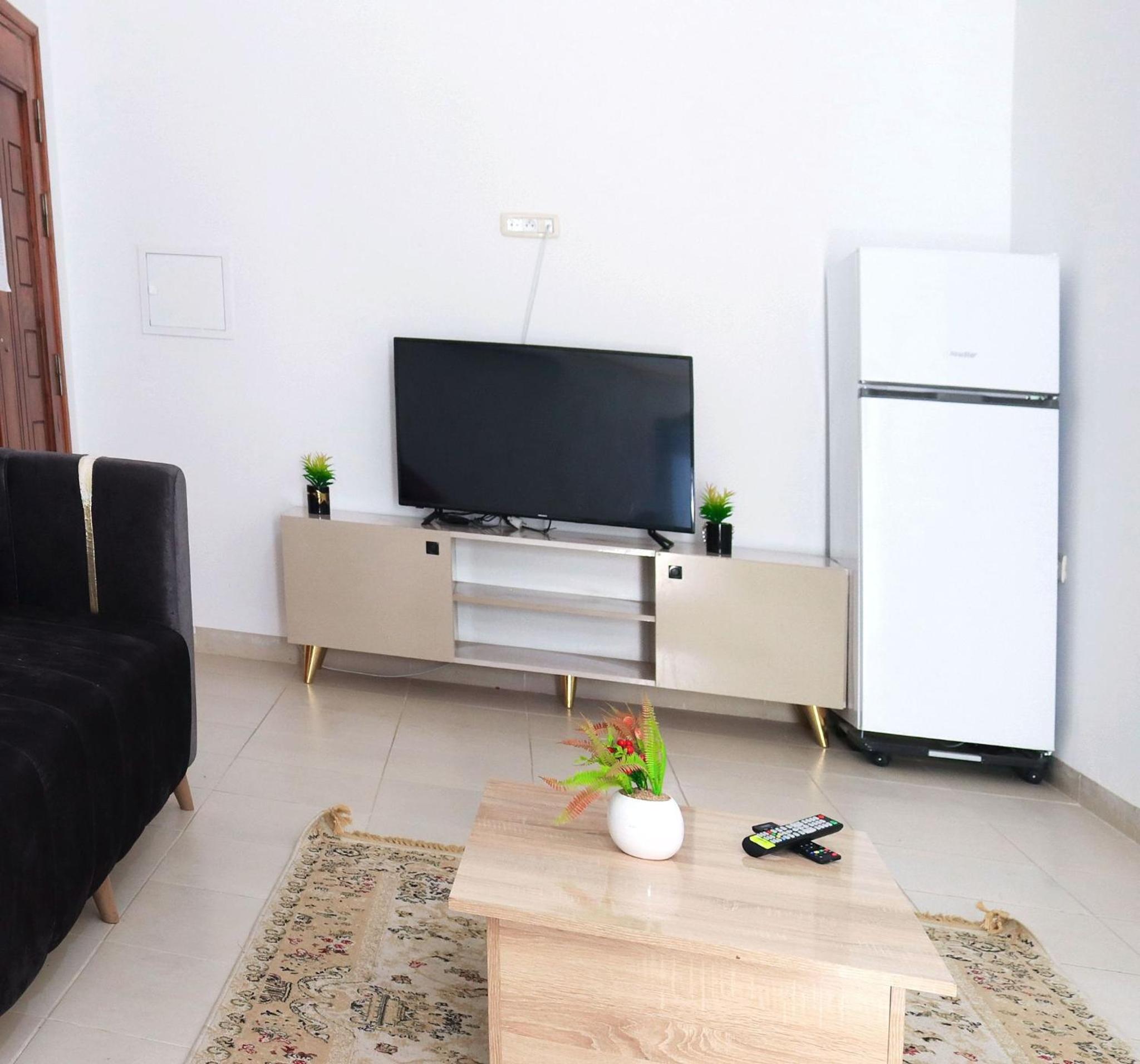 Elegant 2-Bedroom Apartment in the Heart of Sidi Bouzid , Essafir Residence