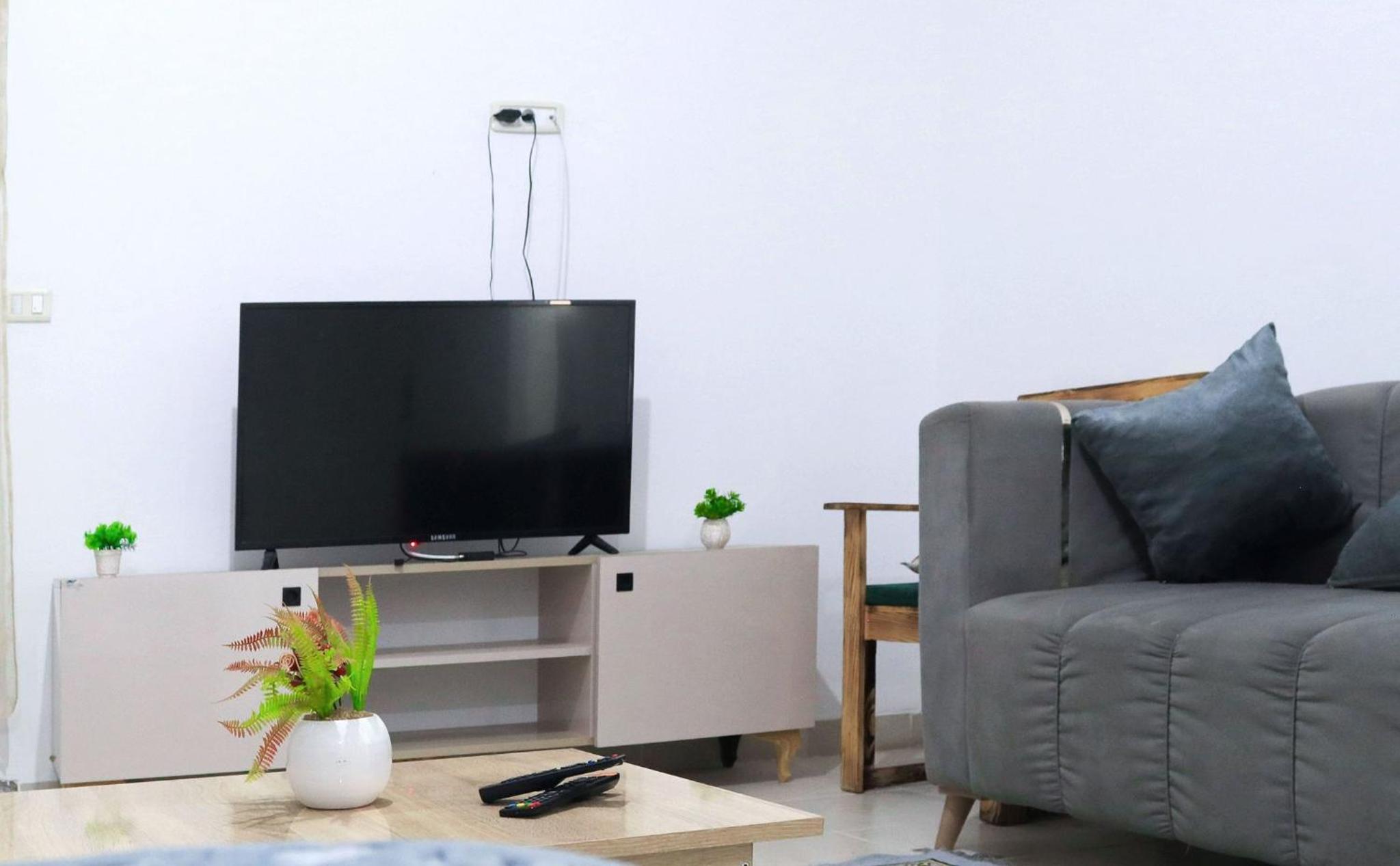 Elegant 2-Bedroom Apartment in the Heart of Sidi Bouzid , Essafir Residence