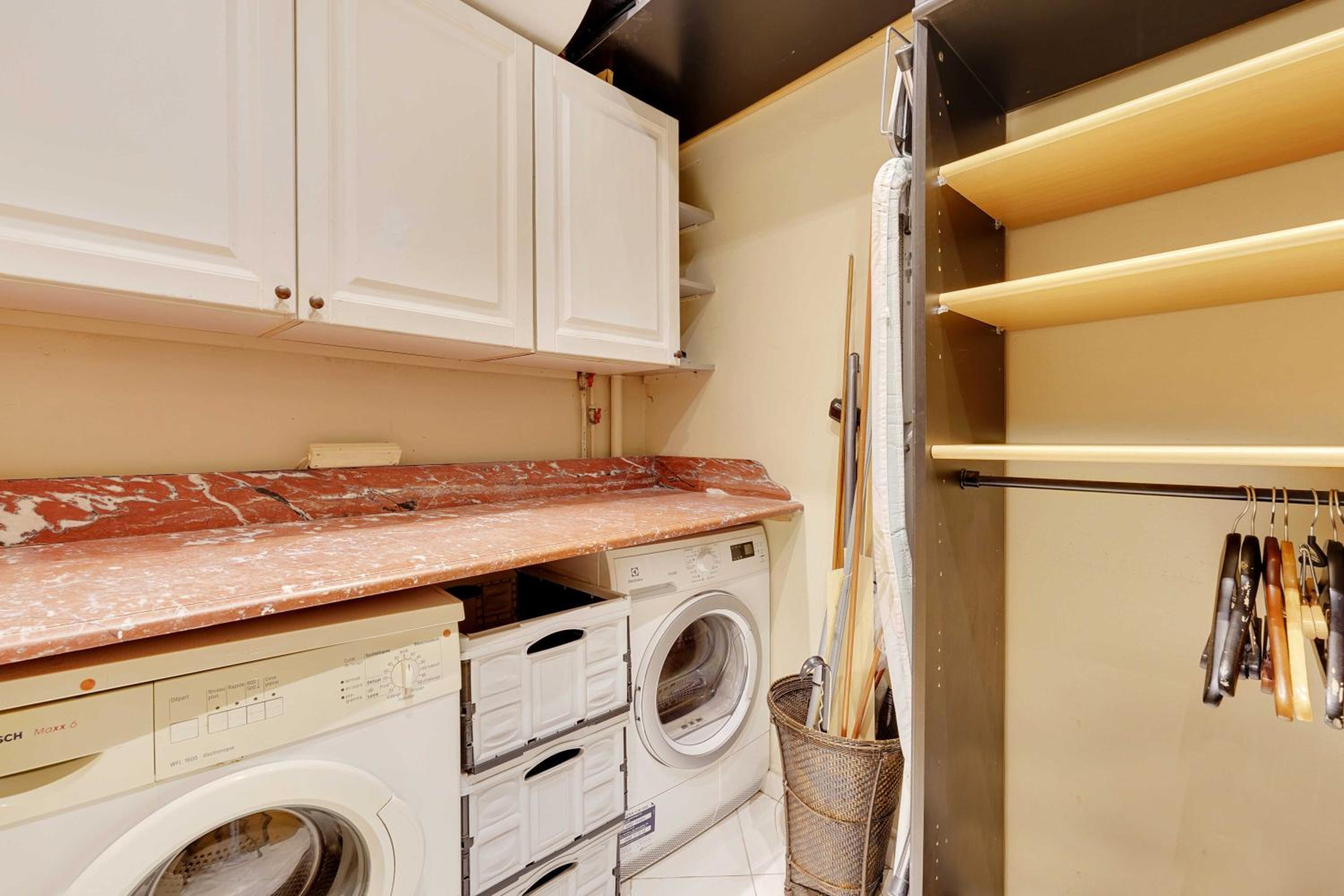 Historic elegance in the heart of the Marais - 6P 2BDR