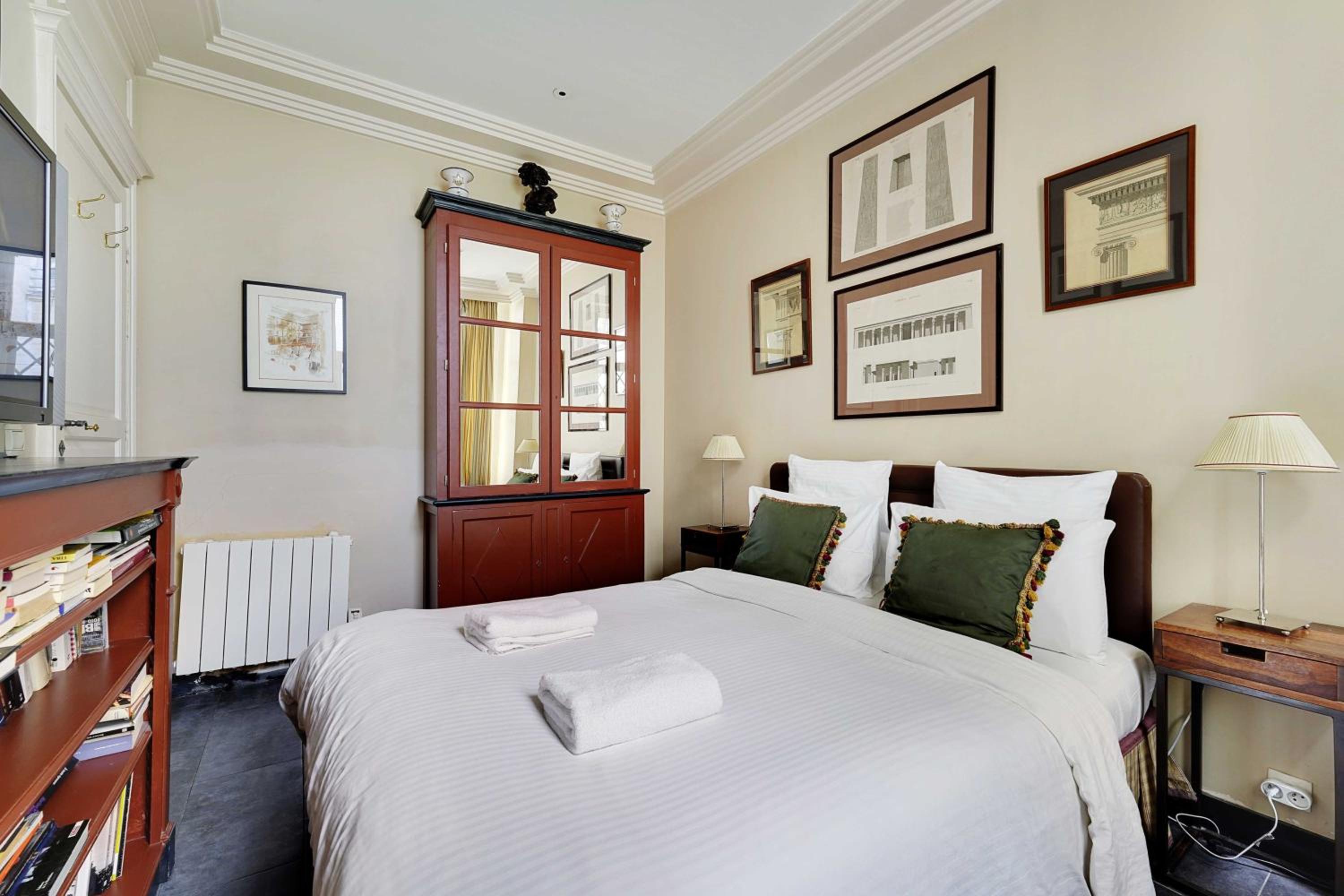 Historic elegance in the heart of the Marais - 6P 2BDR
