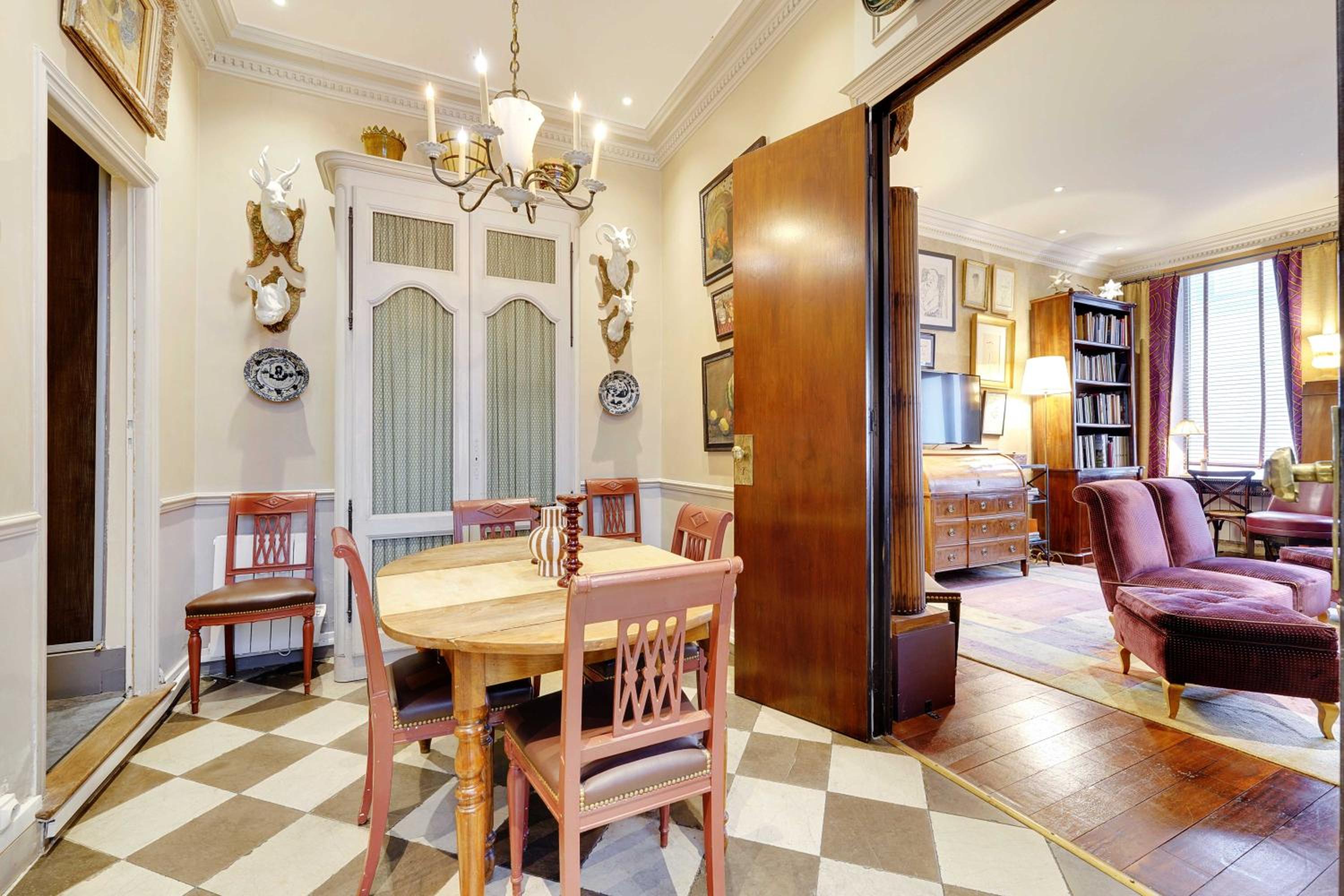 Historic elegance in the heart of the Marais - 6P 2BDR