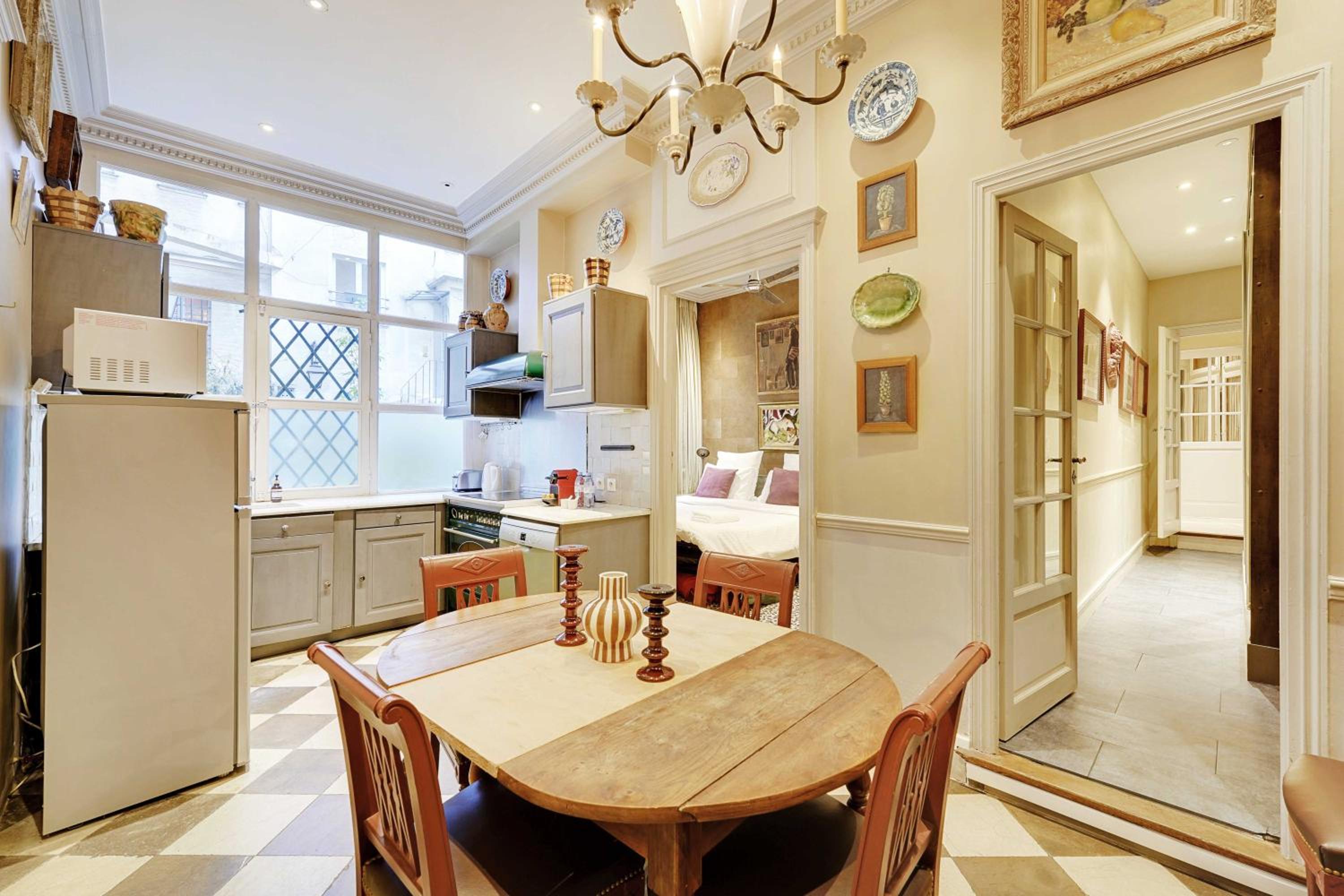 Historic elegance in the heart of the Marais - 6P 2BDR