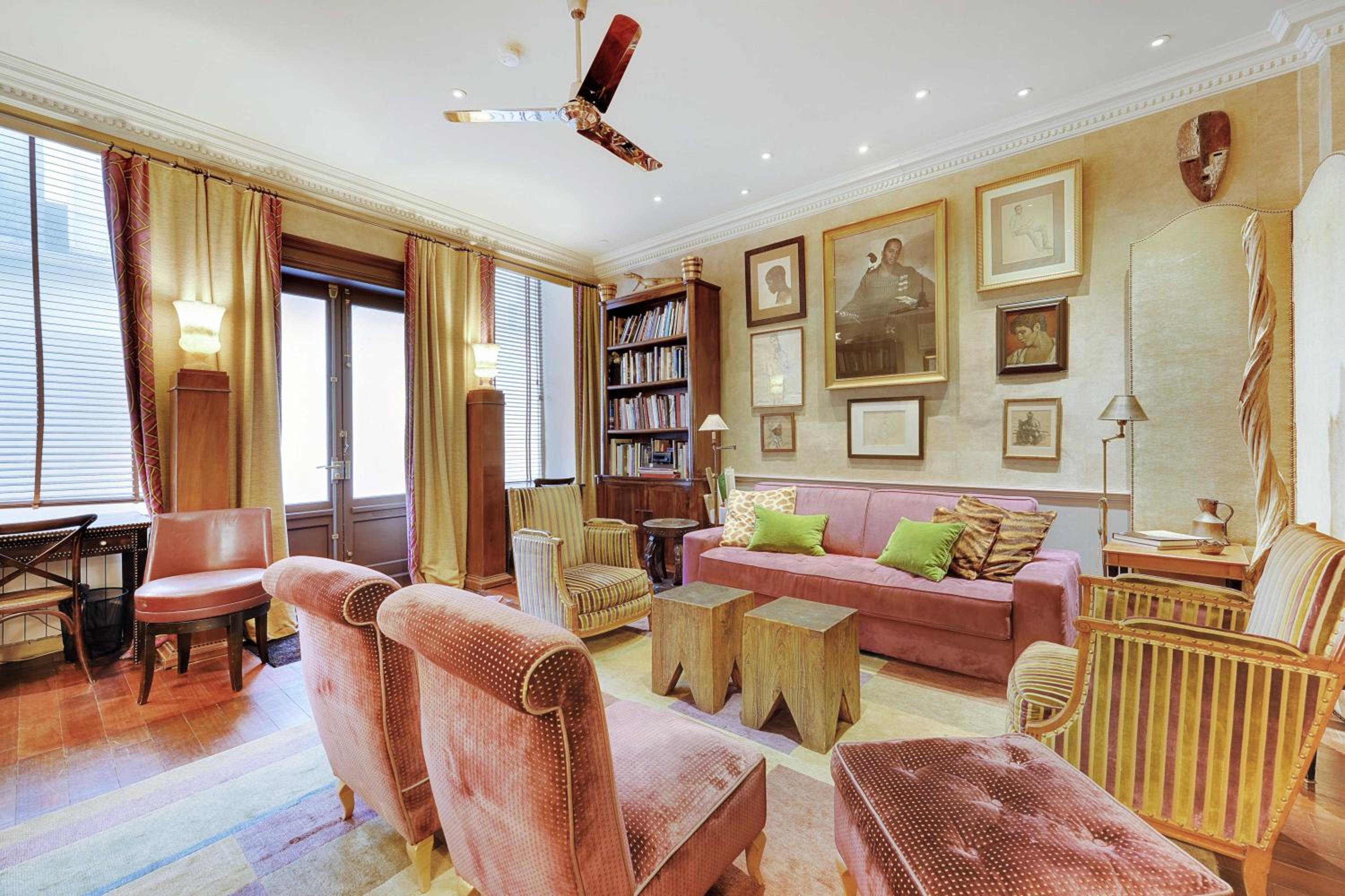 Historic elegance in the heart of the Marais - 6P 2BDR