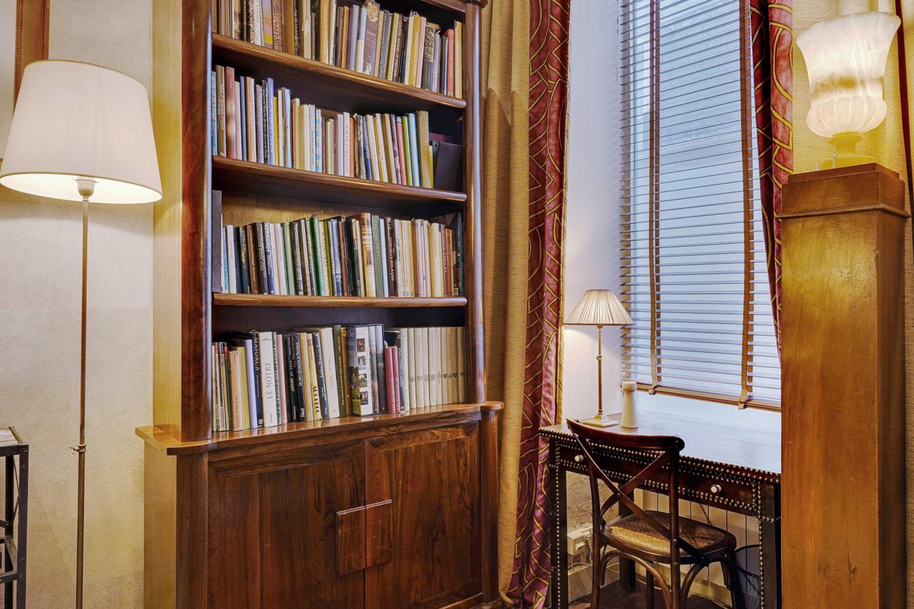 Historic elegance in the heart of the Marais - 6P 2BDR
