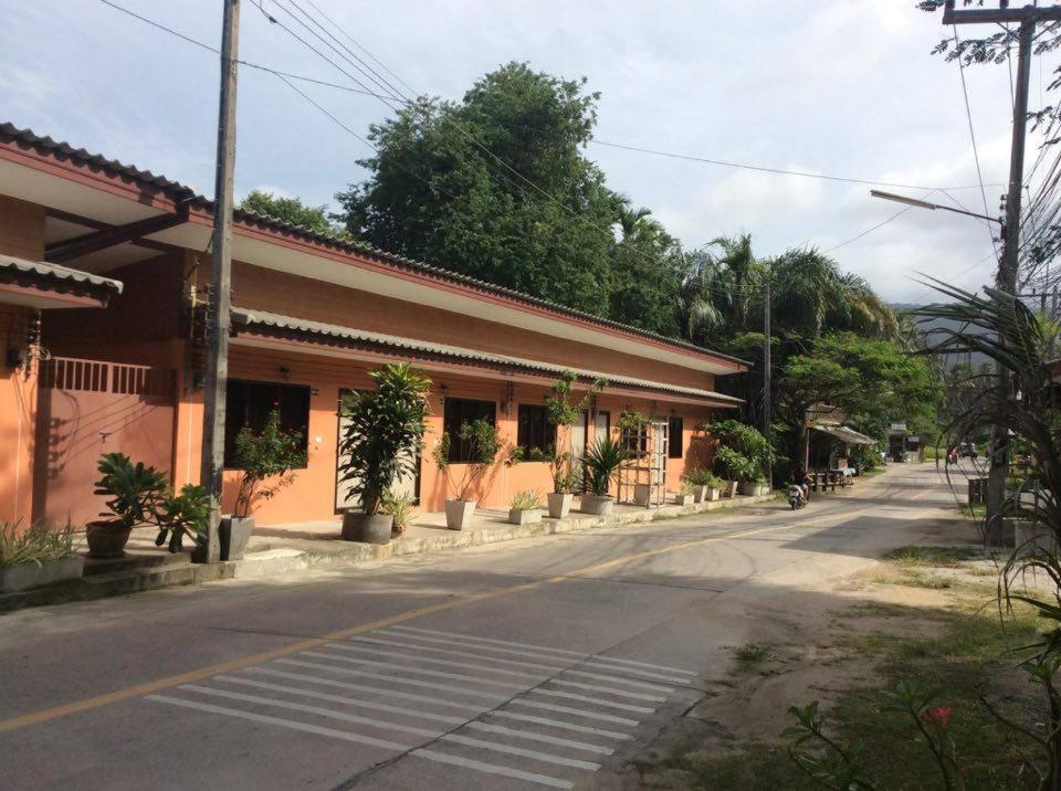 Subsavet Village