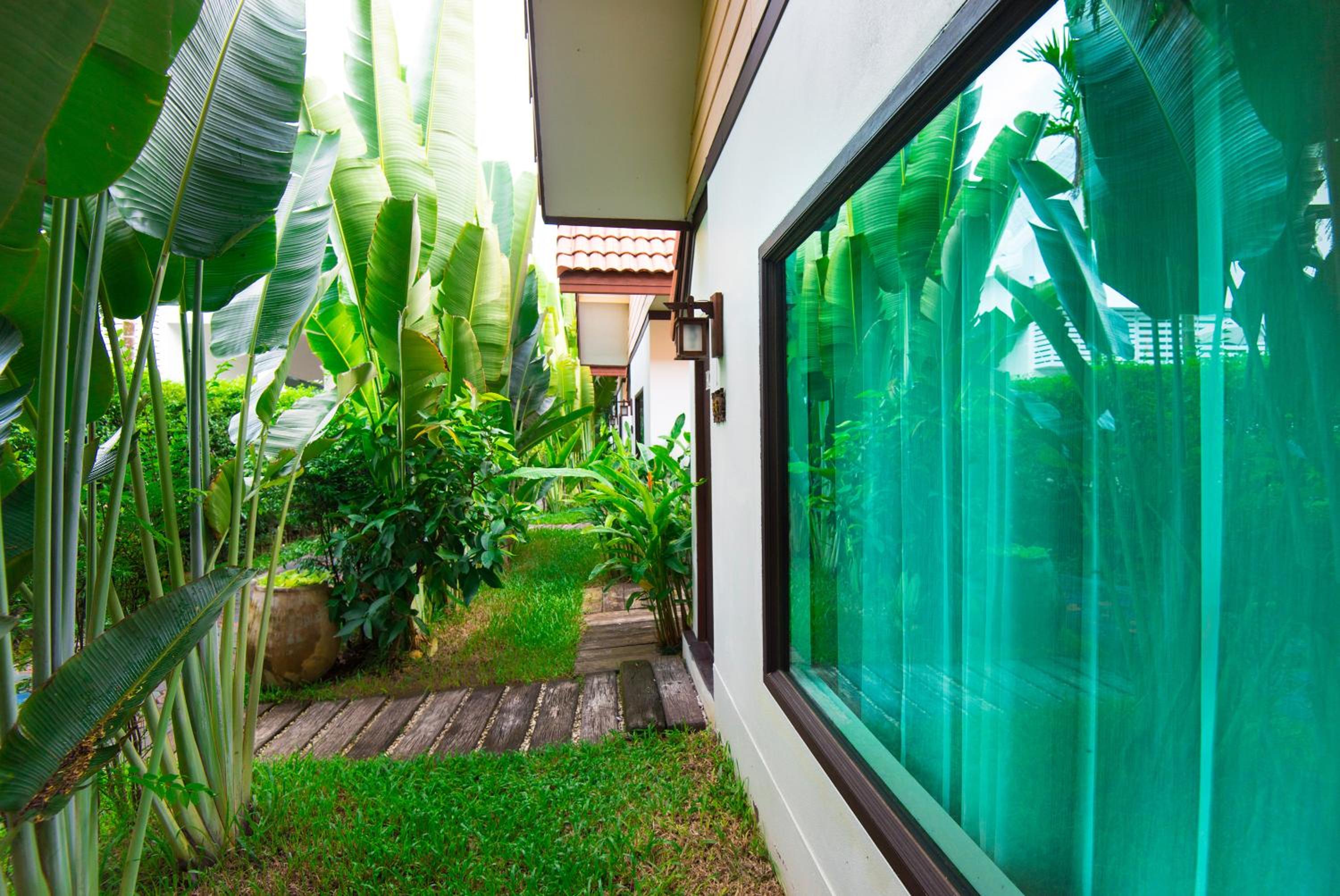 E-outfitting Boutique Chiang Mai