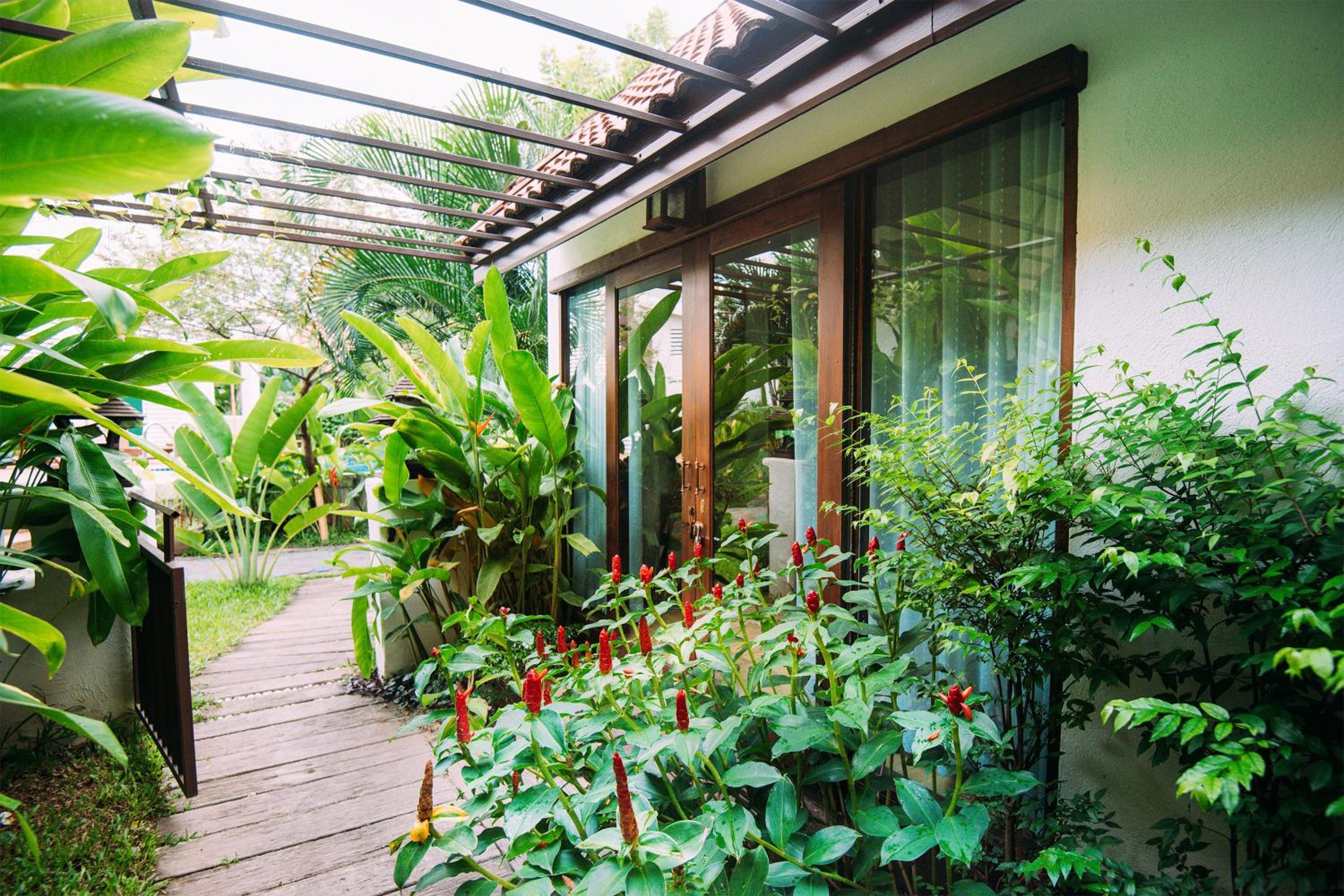 E-outfitting Boutique Chiang Mai