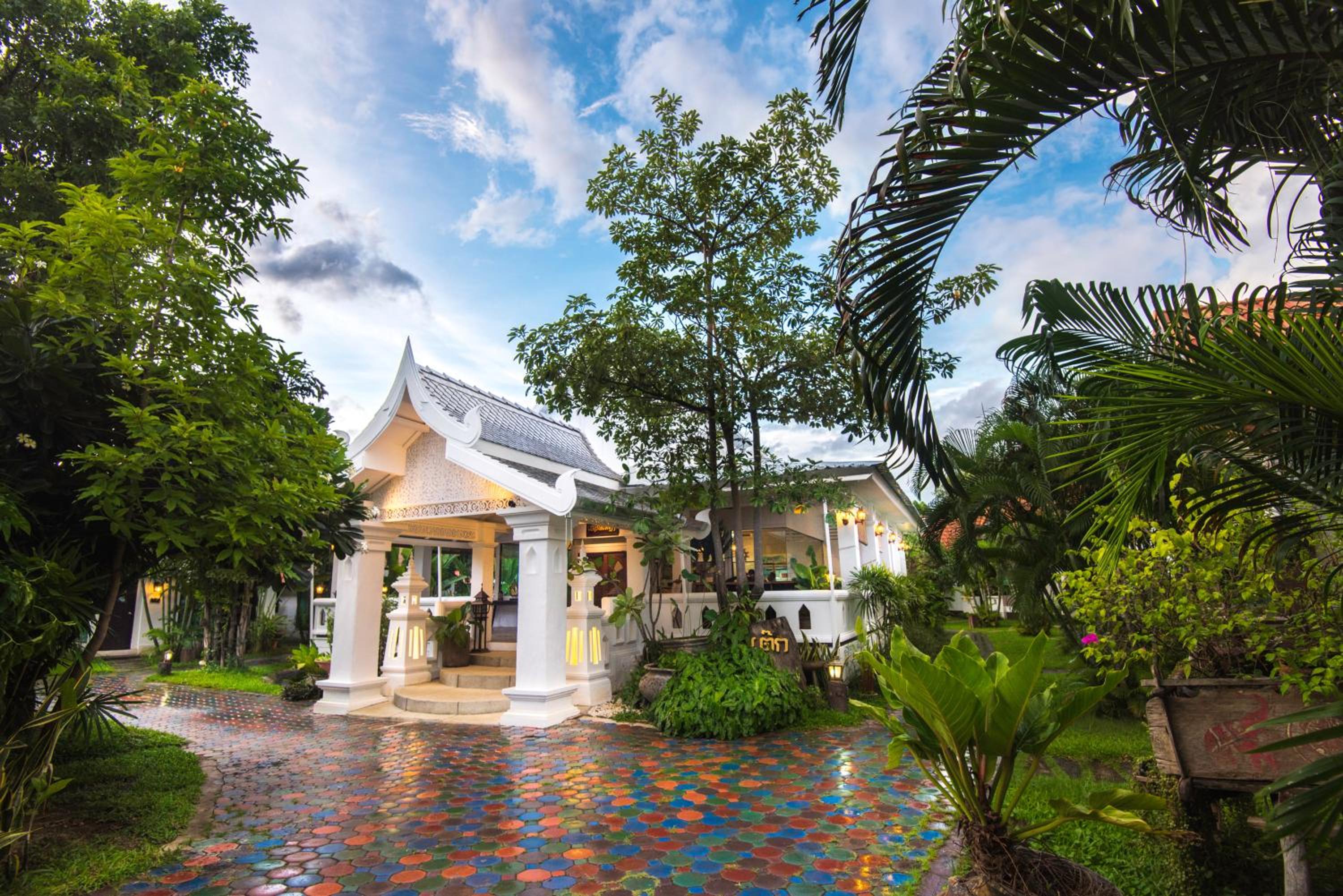 E-outfitting Boutique Chiang Mai
