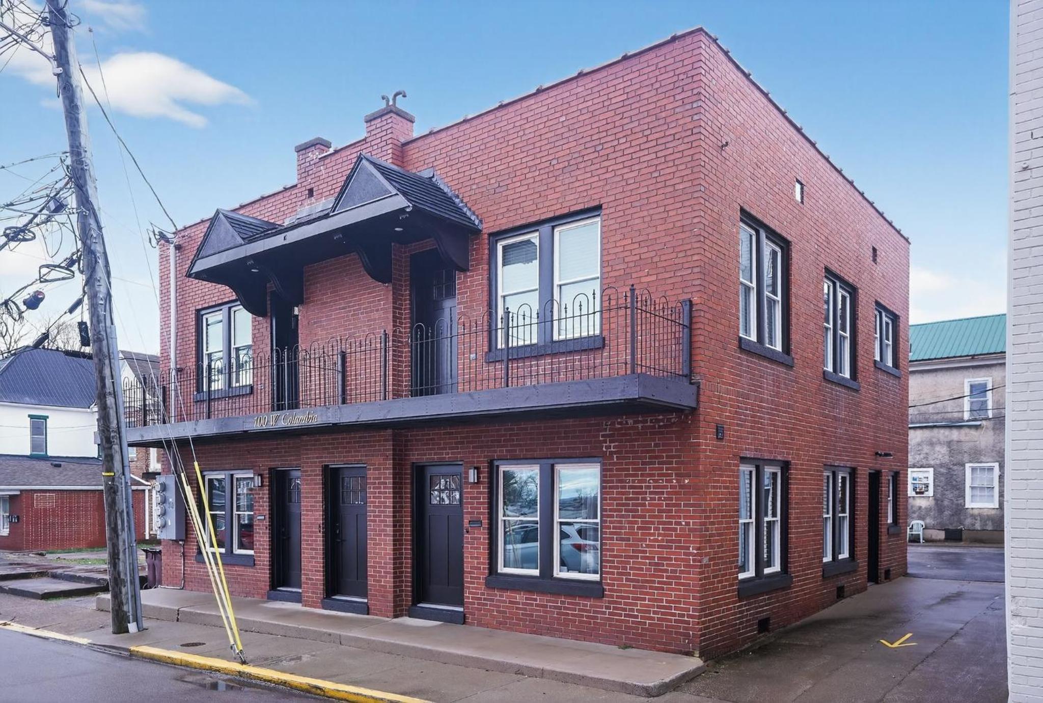 Rustic KY Retreat, Columbia House Unit B apts