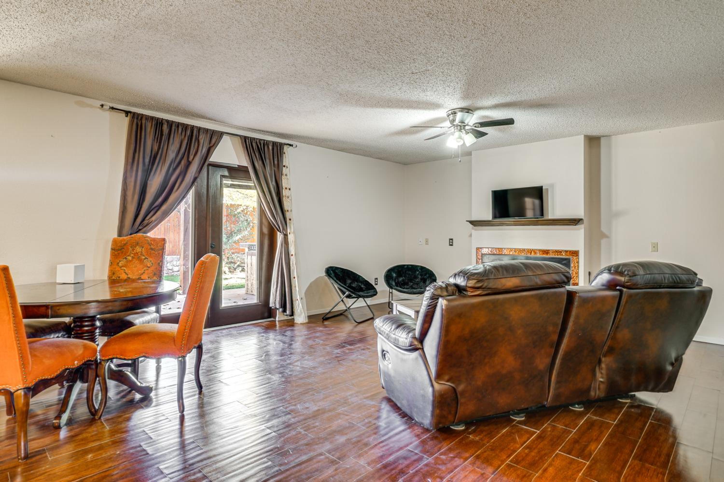 1 Mi to NMSU! Las Cruces Home with Pet-Friendly Yard