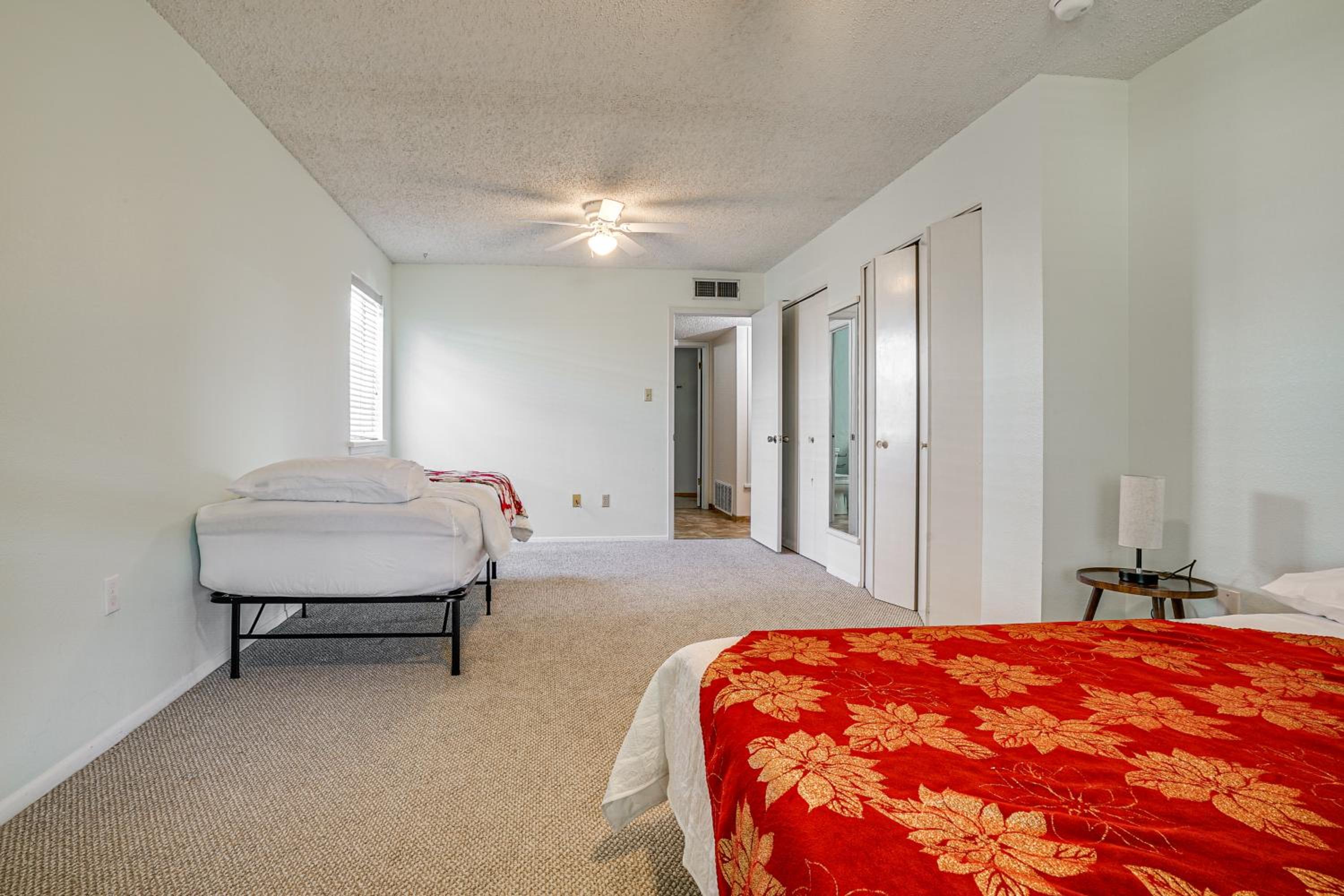 1 Mi to NMSU! Las Cruces Home with Pet-Friendly Yard