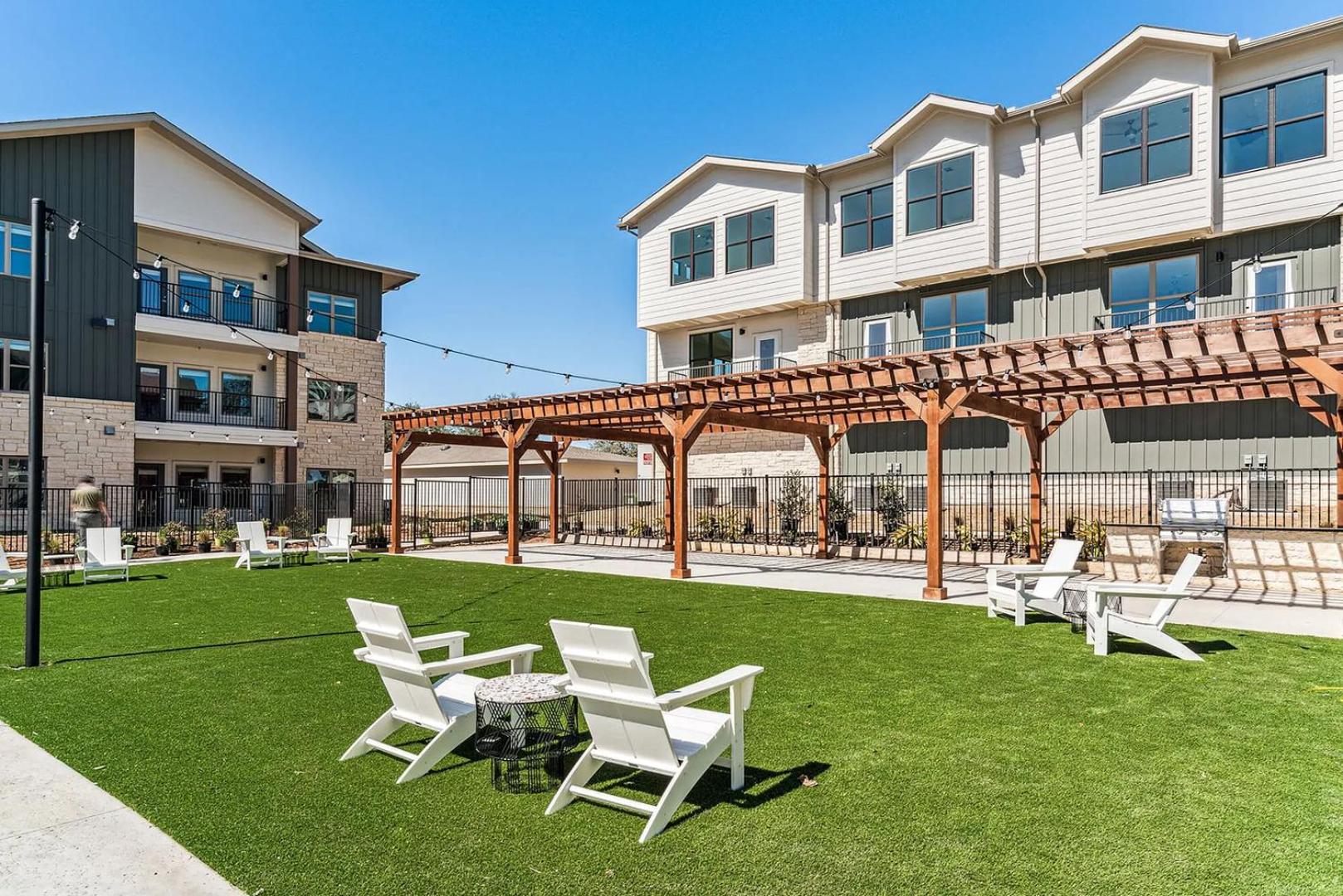 Landing Modern 1BD Gym Pool