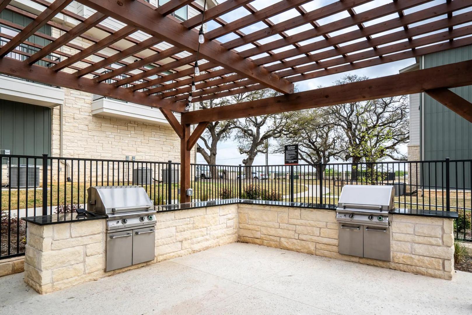 Landing Modern 1BD Gym Pool