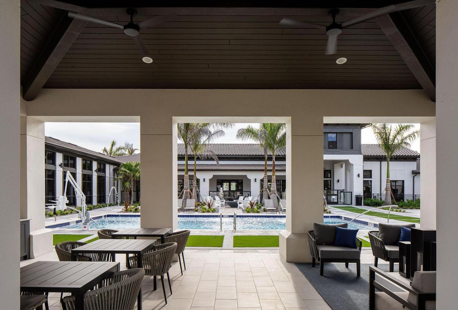 Landing Modern 1BD Clubhouse Pool