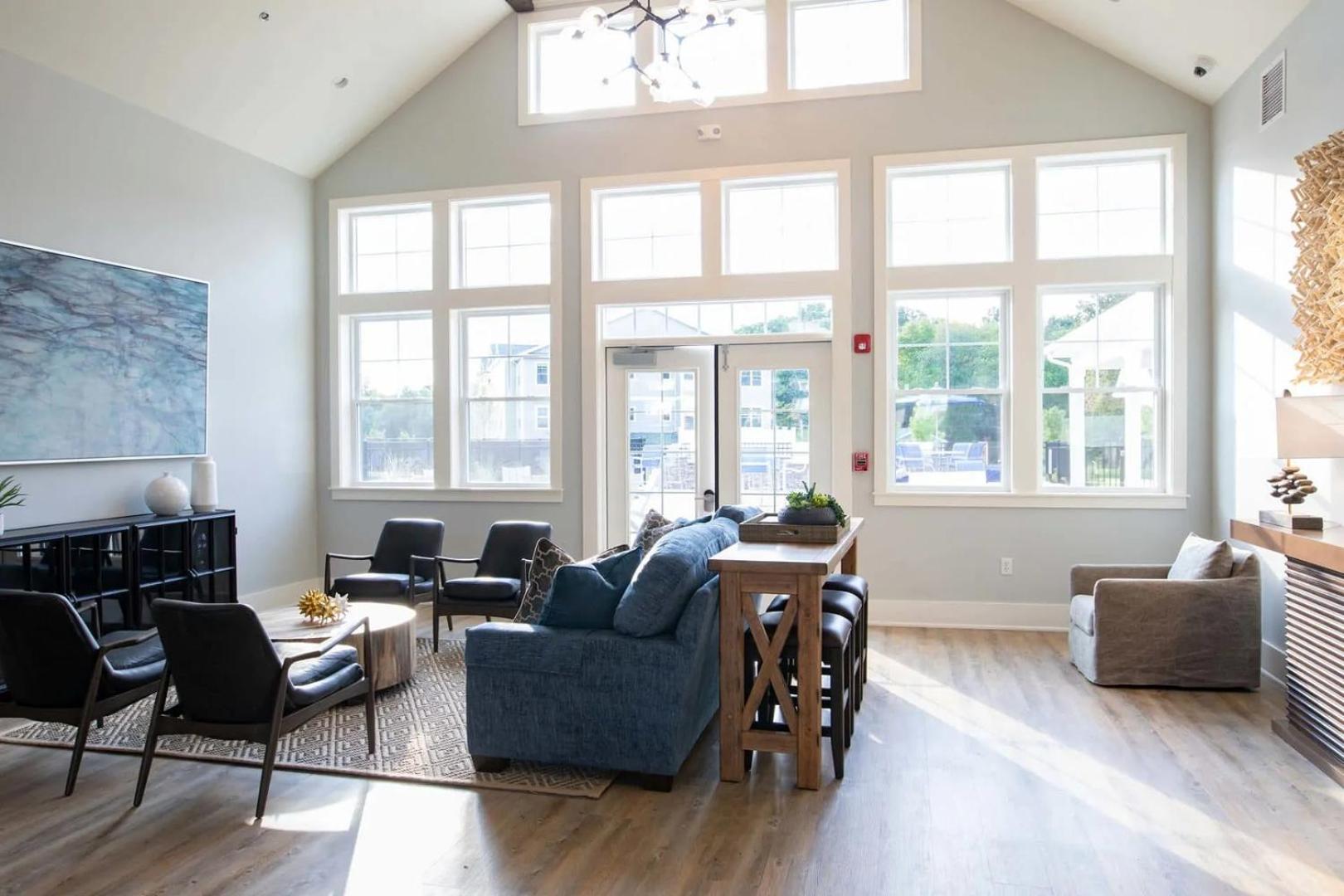 Landing Incredible 2BD Game Room Yoga Studio
