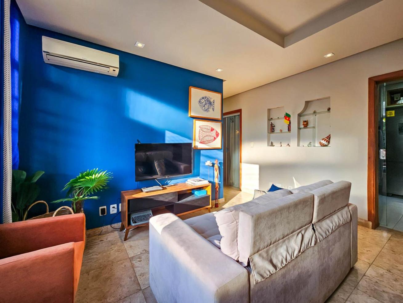 Apto com 3 quartos, Ar e Wi-Fi a 100m da Praia